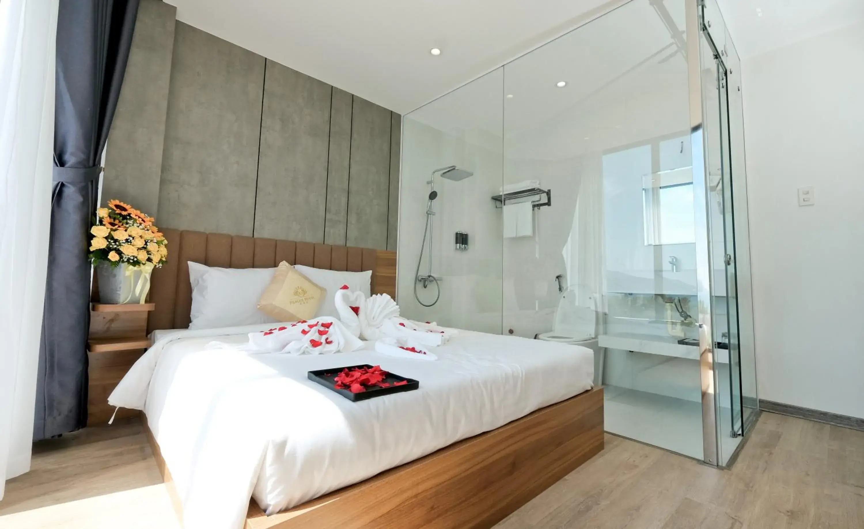 Deluxe Double Room with Sea View in Prague Nha Trang Hotel Deluxe Double Room with Sea View in Prague Nha Trang Hotel