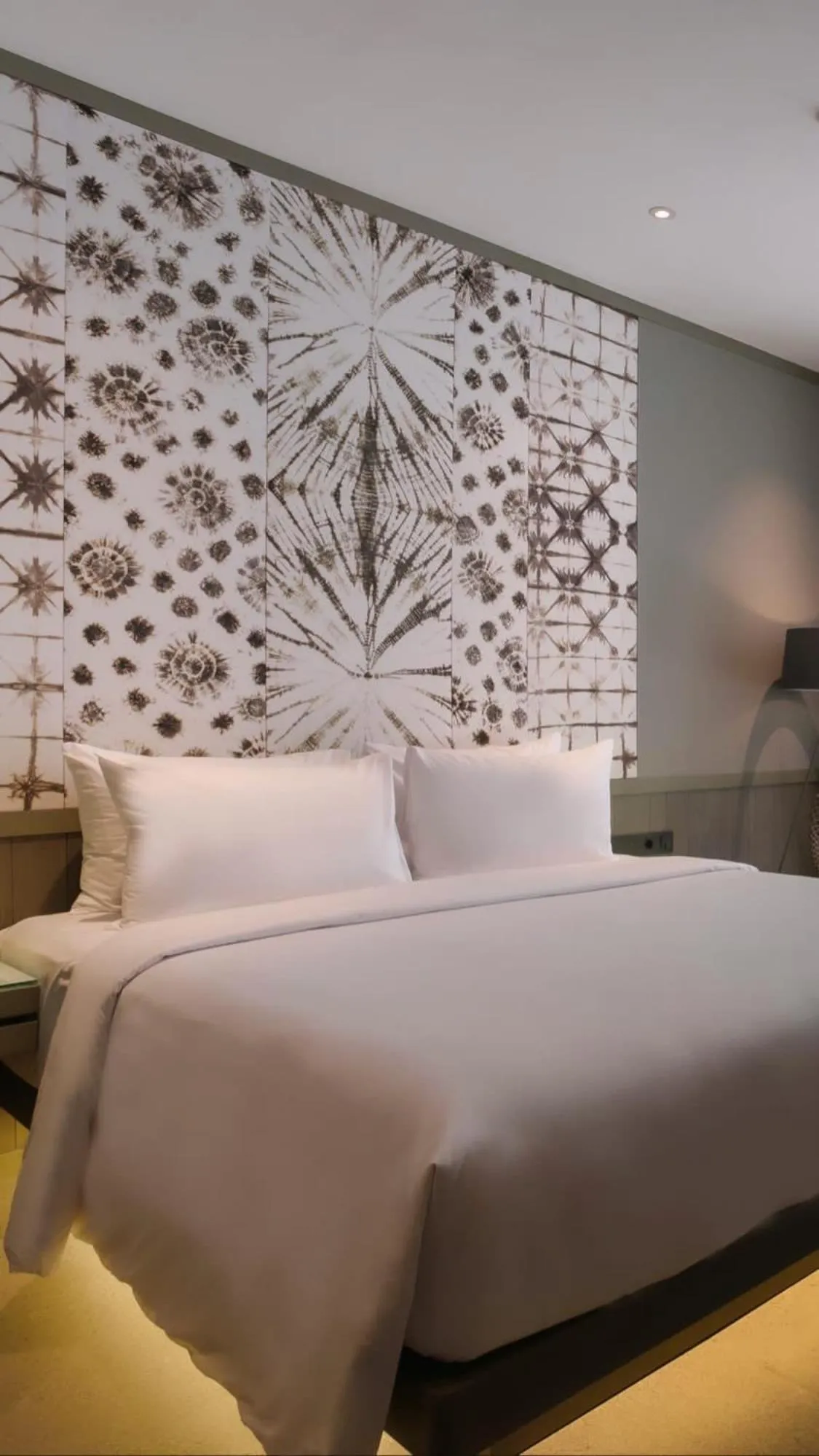 Bed in Kanvaz Village Resort Seminyak