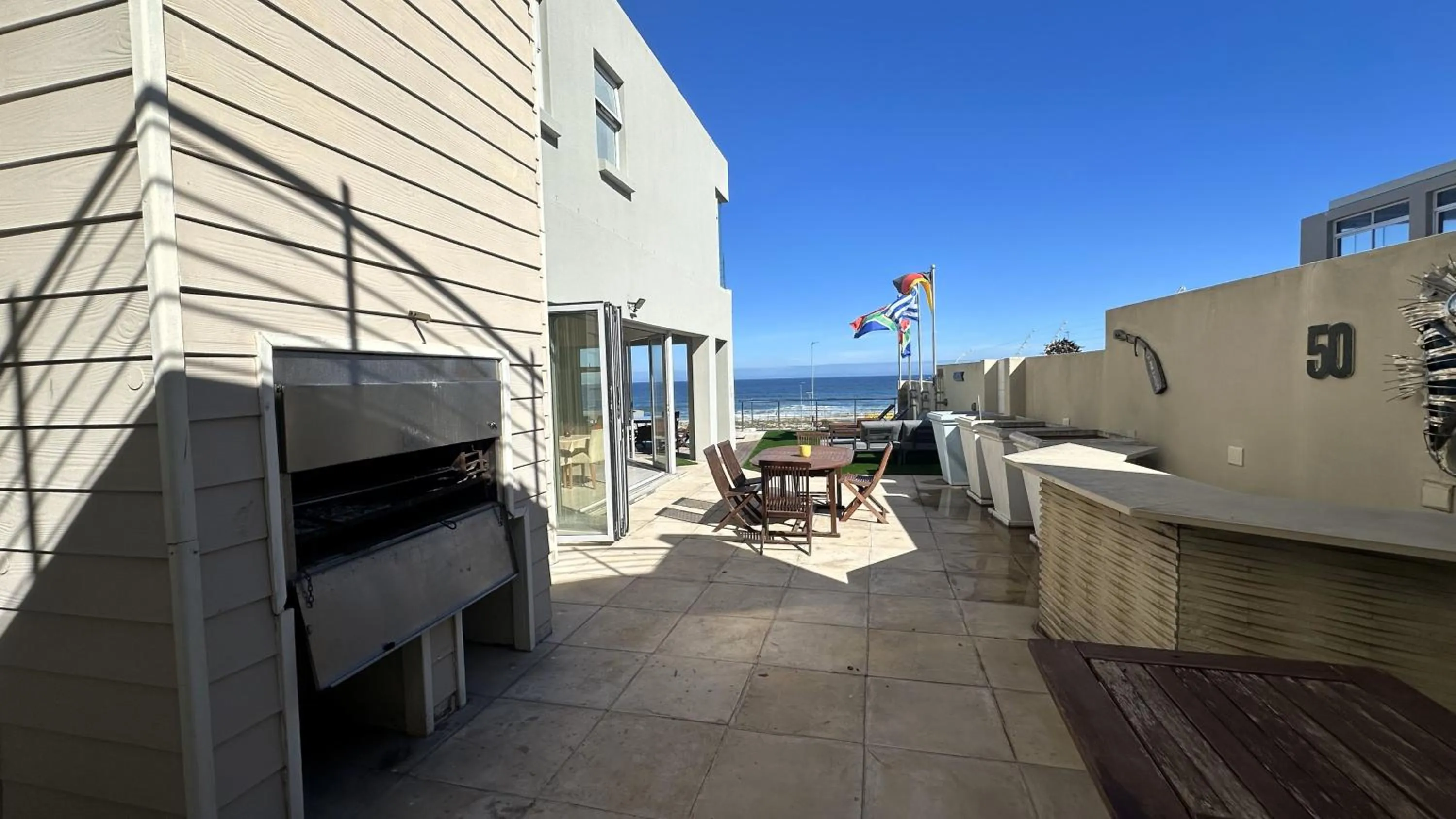 BBQ facilities in Oceansnest Guest House