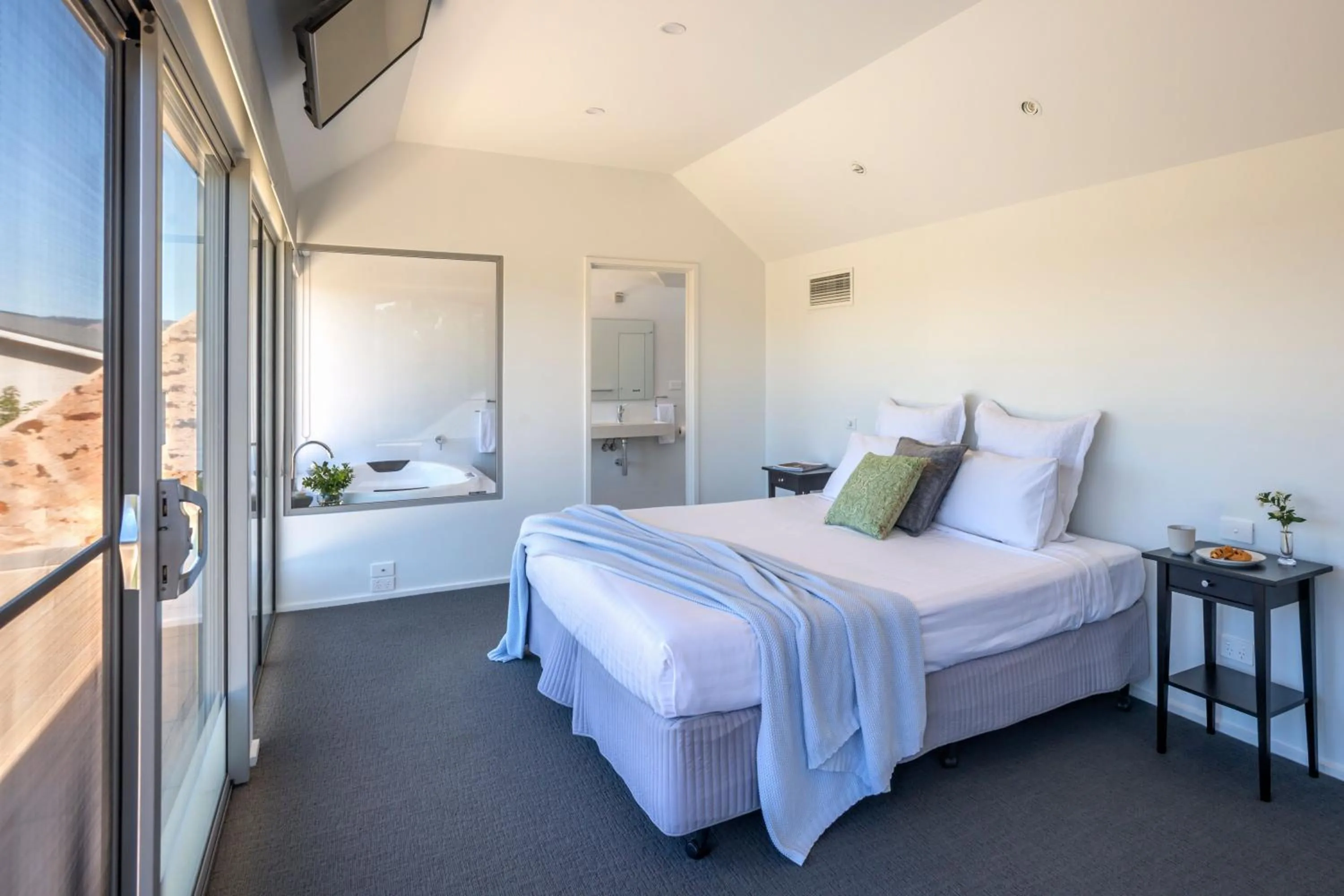 Bedroom in Barossa Shiraz Estate