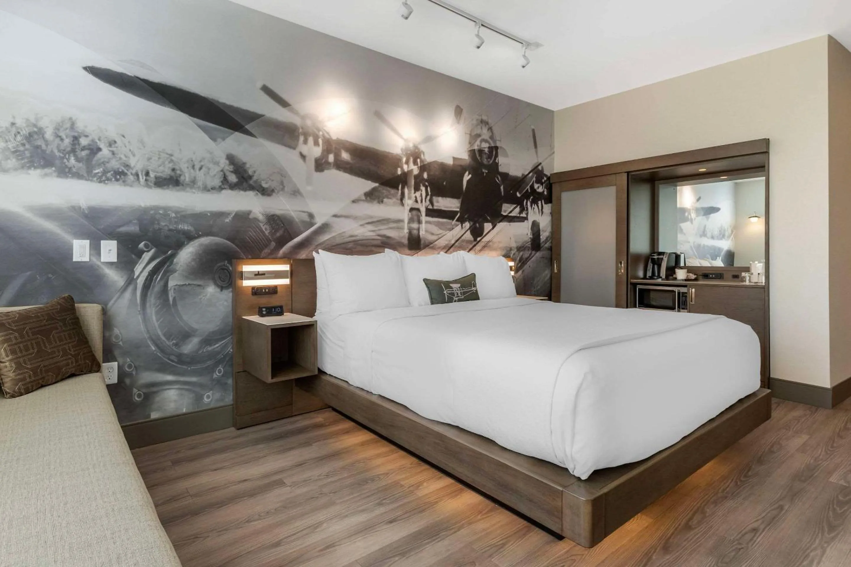 Bedroom, Bed in Cambria Hotel - Arundel Mills BWI Airport