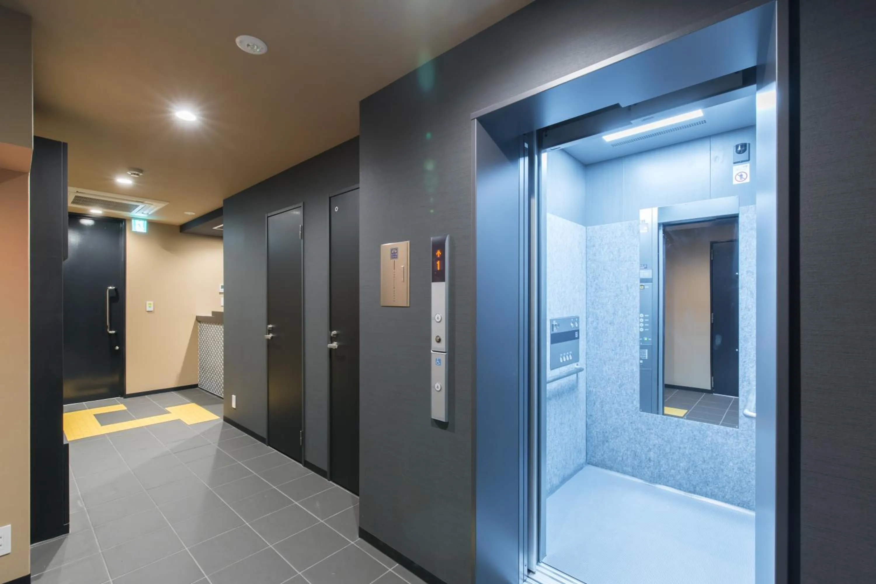 Area and facilities in Stay SAKURA Kyoto Station South I