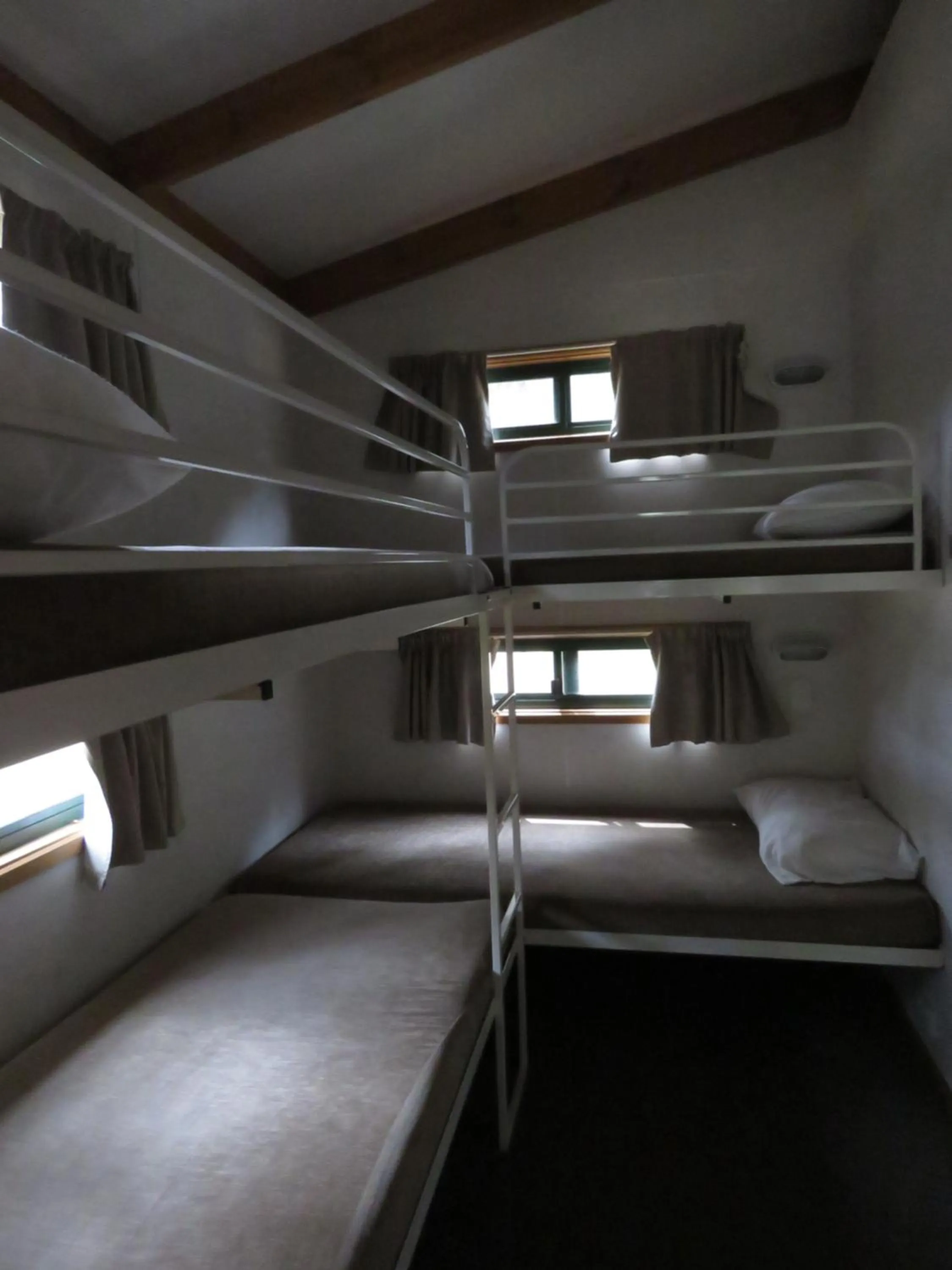 bunk bed, Bed in Beechworth Holiday Park