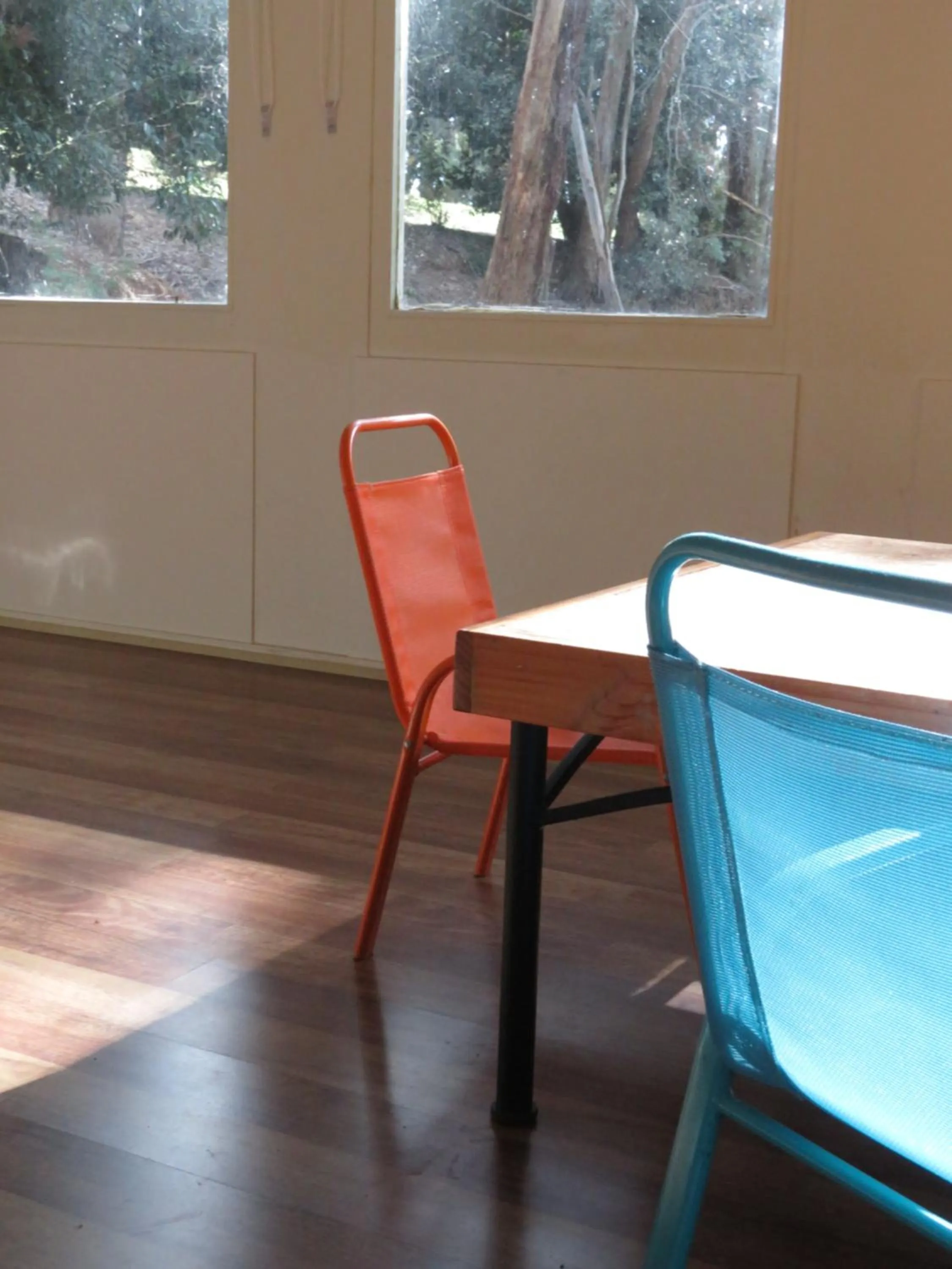 Seating area in Beechworth Holiday Park