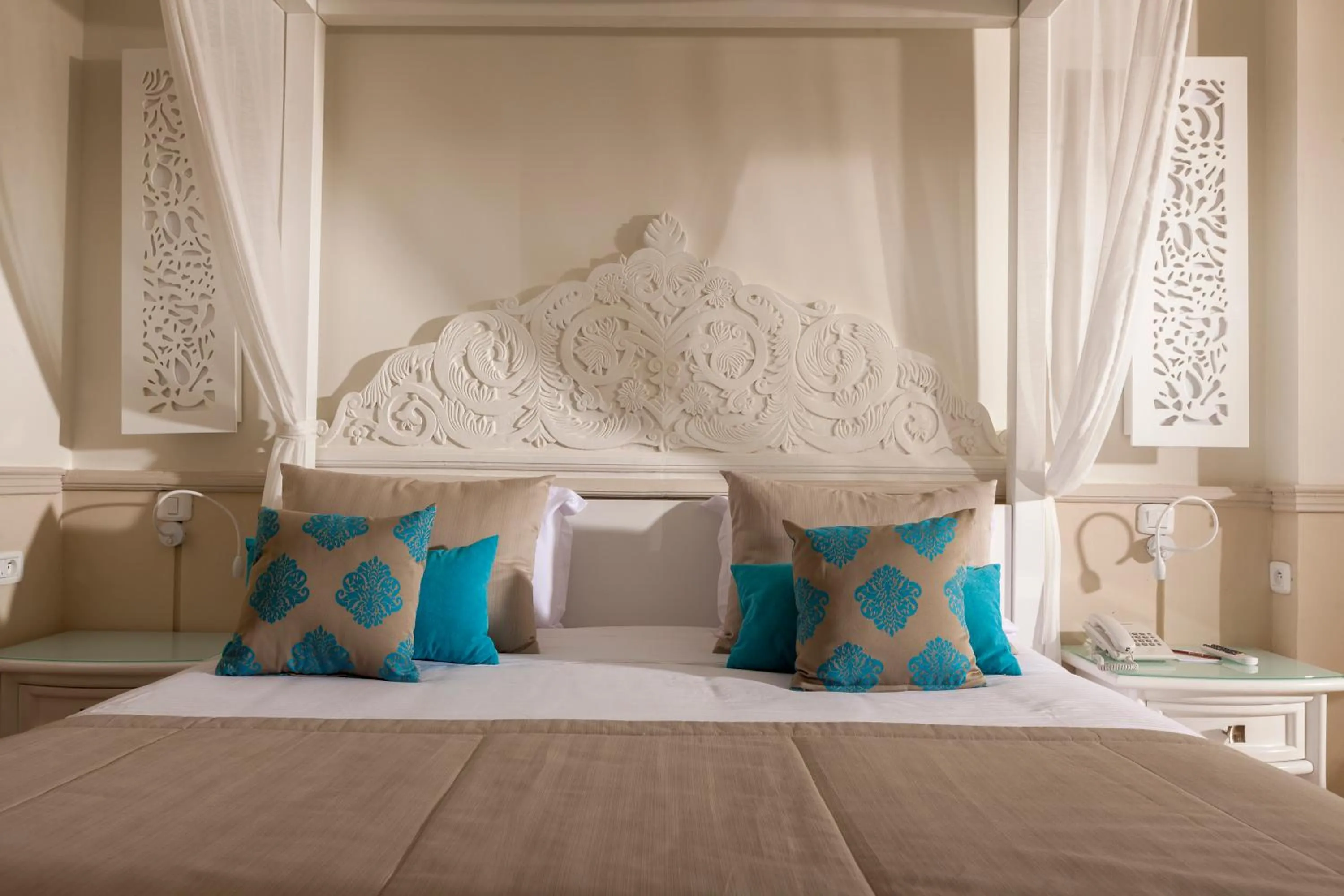 Bedroom in TUI BLUE Palm Beach Palace Djerba - Adult Only