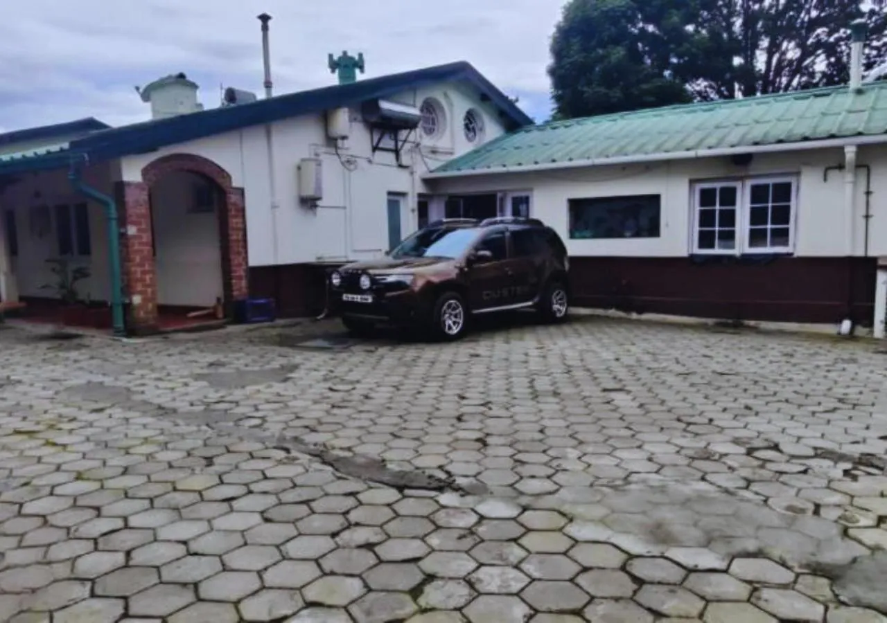 Parking in Teanest by Nature Resorts and Stays