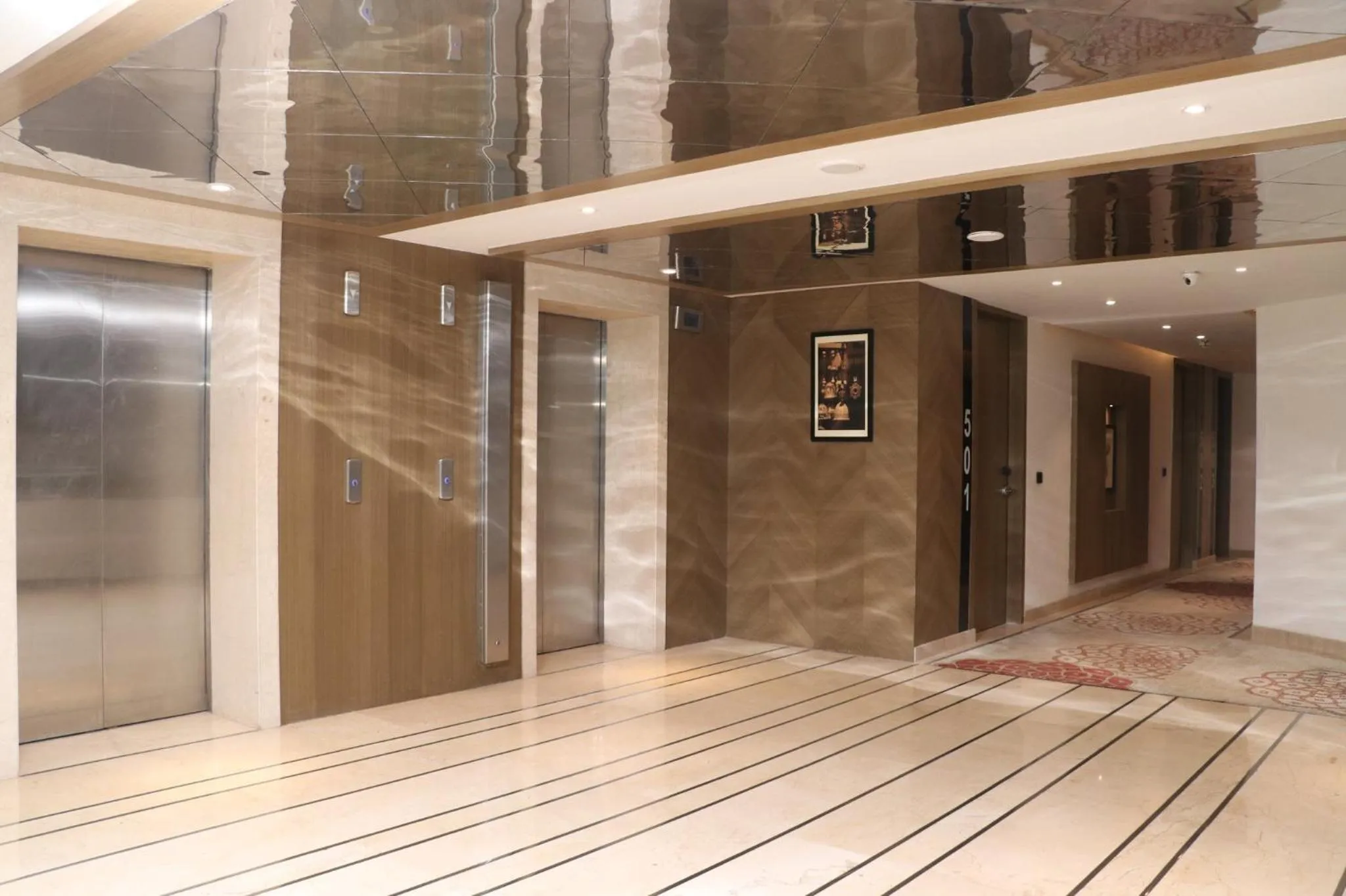 Lobby or reception in Holiday Inn Chandigarh Panchkula, an IHG Hotel