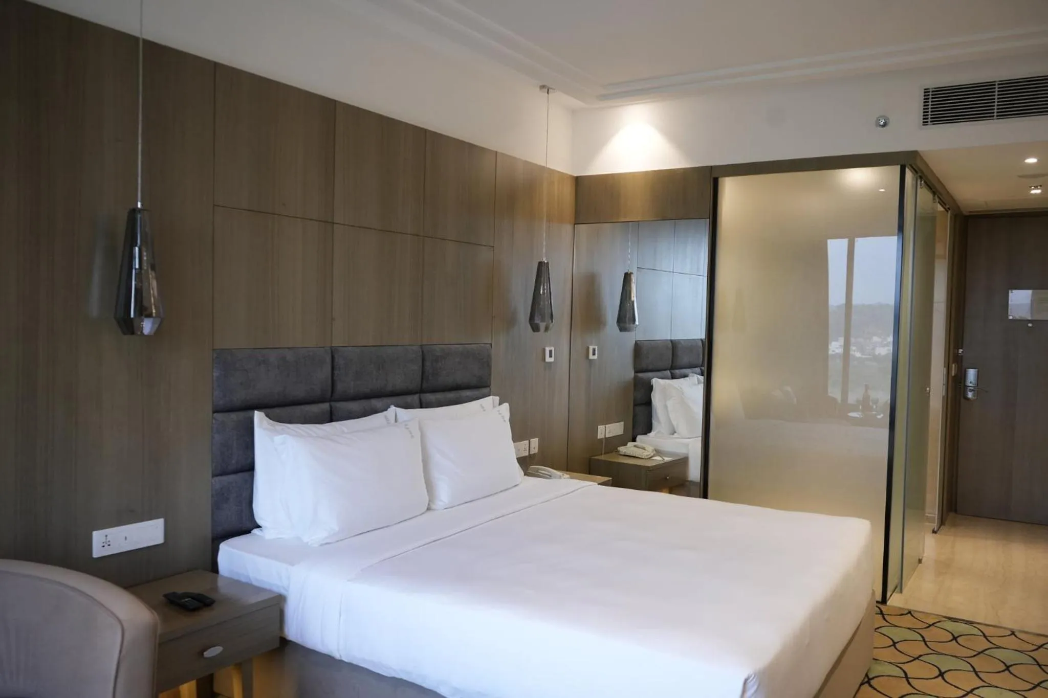 Photo of the whole room, Bed in Holiday Inn Chandigarh Panchkula, an IHG Hotel