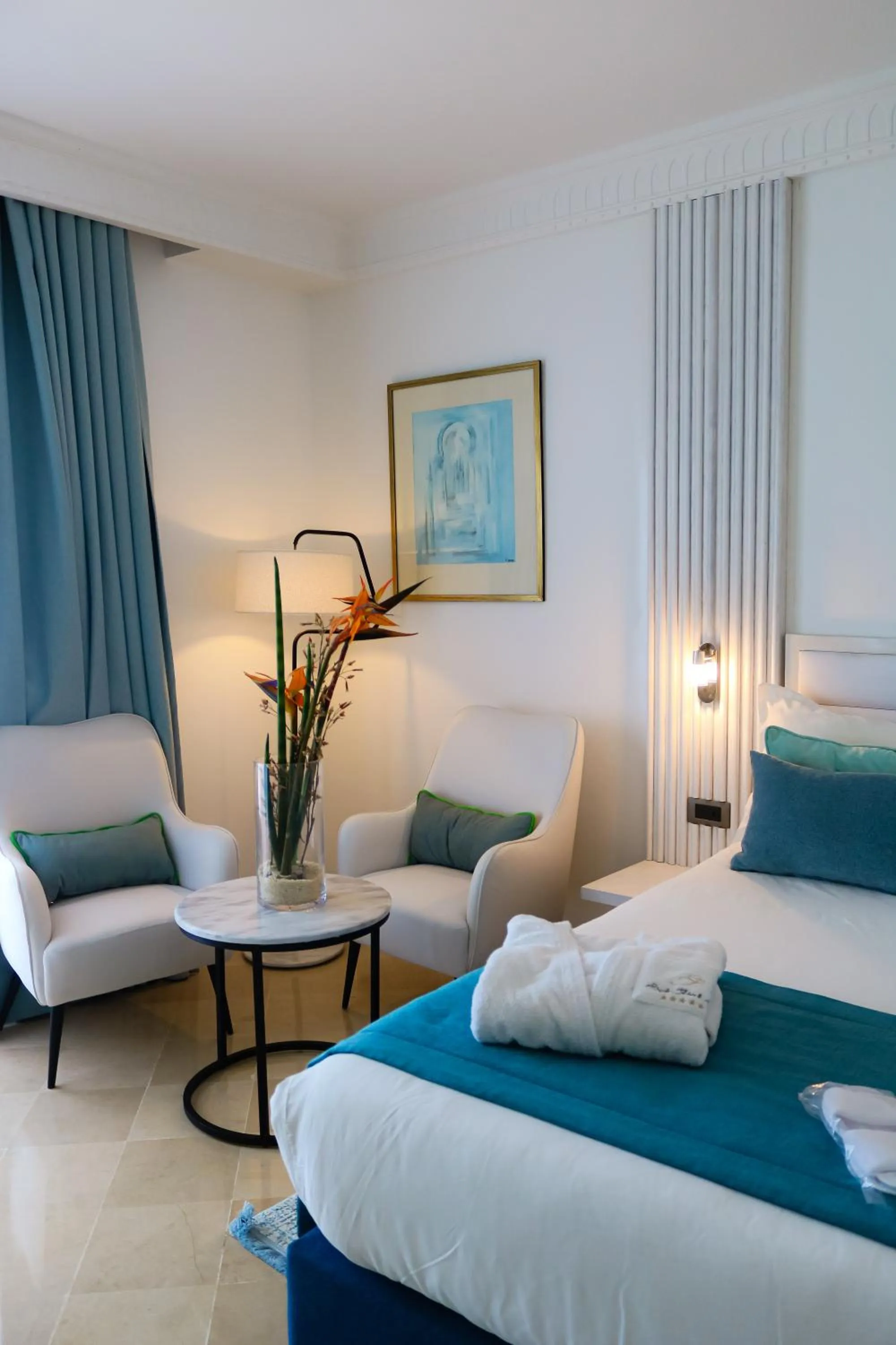 Property building, Bed in Vincci Saphir Palace & Spa