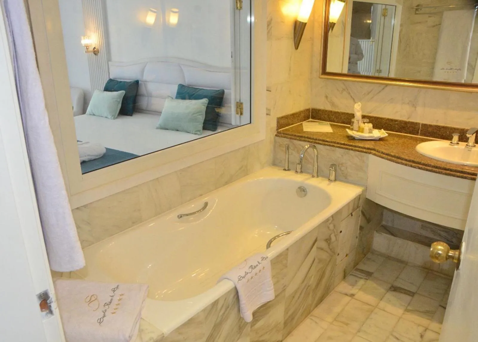 Bedroom in Vincci Saphir Palace & Spa