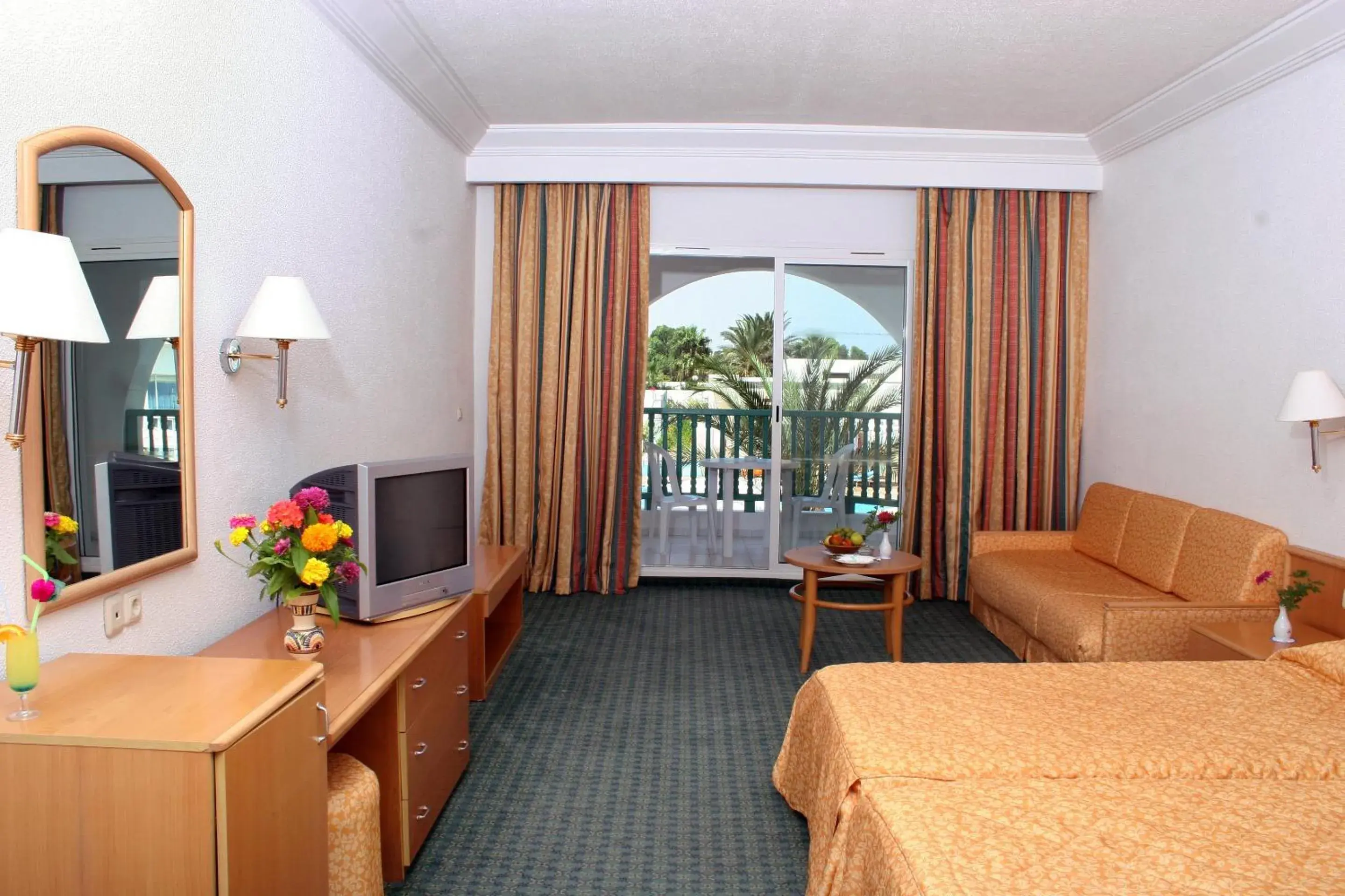 Triple Room in El Mouradi Skanes Triple Room in El Mouradi Skanes