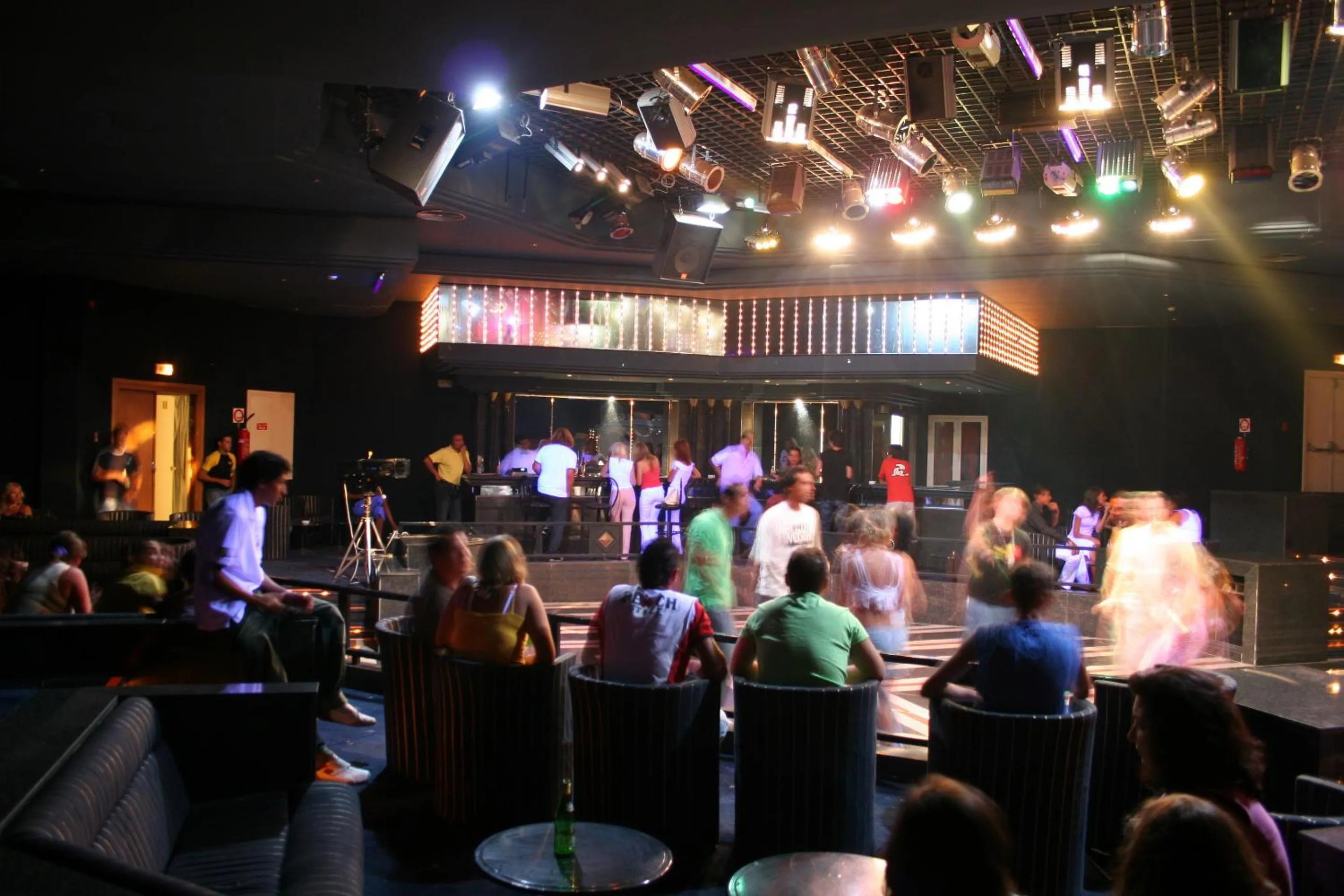 Nightclub / DJ in El Mouradi Skanes