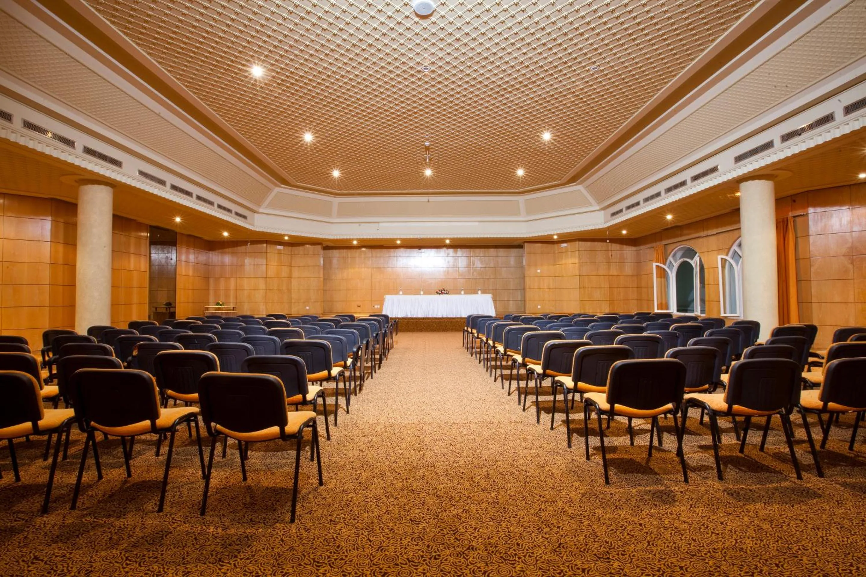 Meeting/conference room in El Mouradi El Menzah