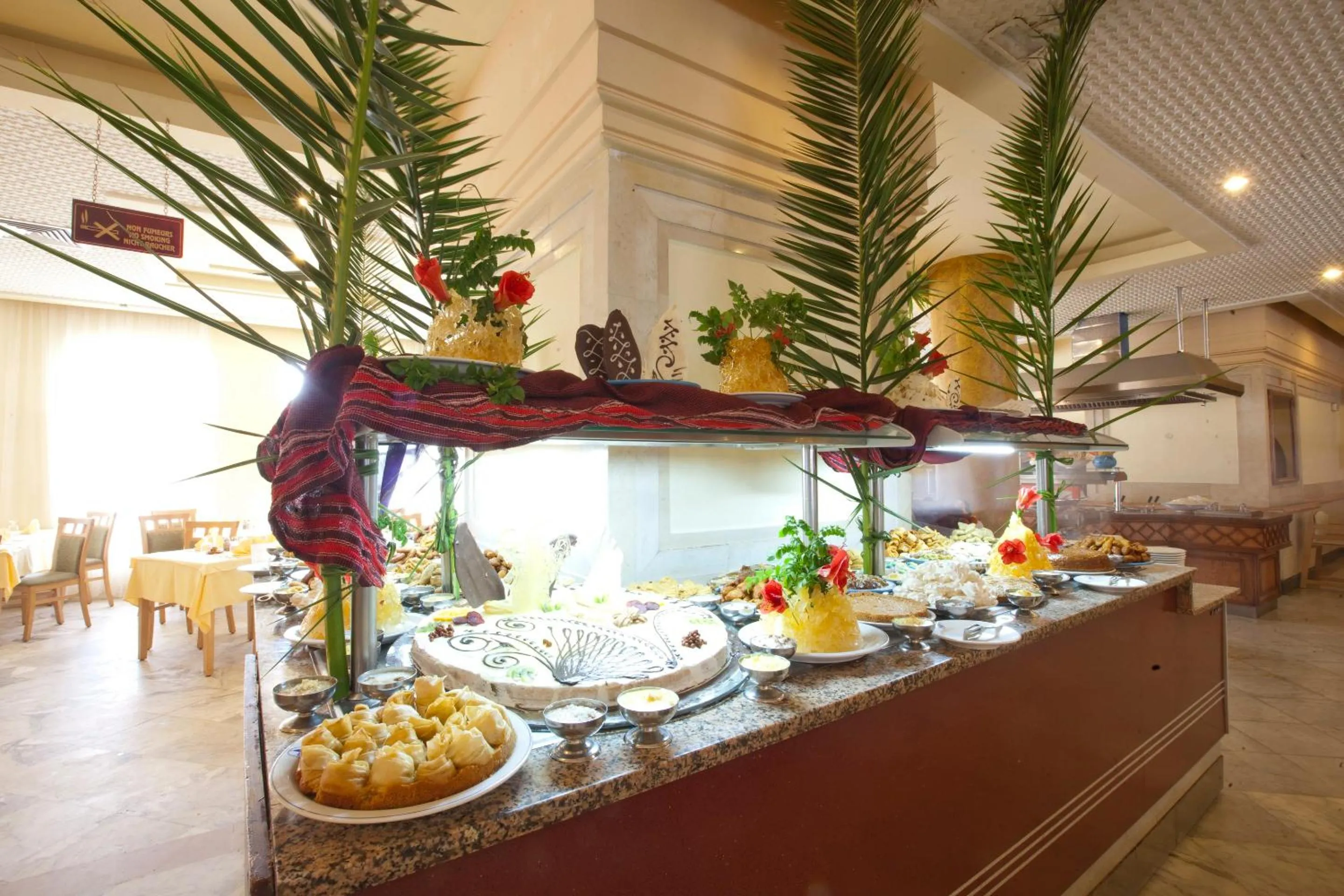 Restaurant/places to eat in El Mouradi El Menzah