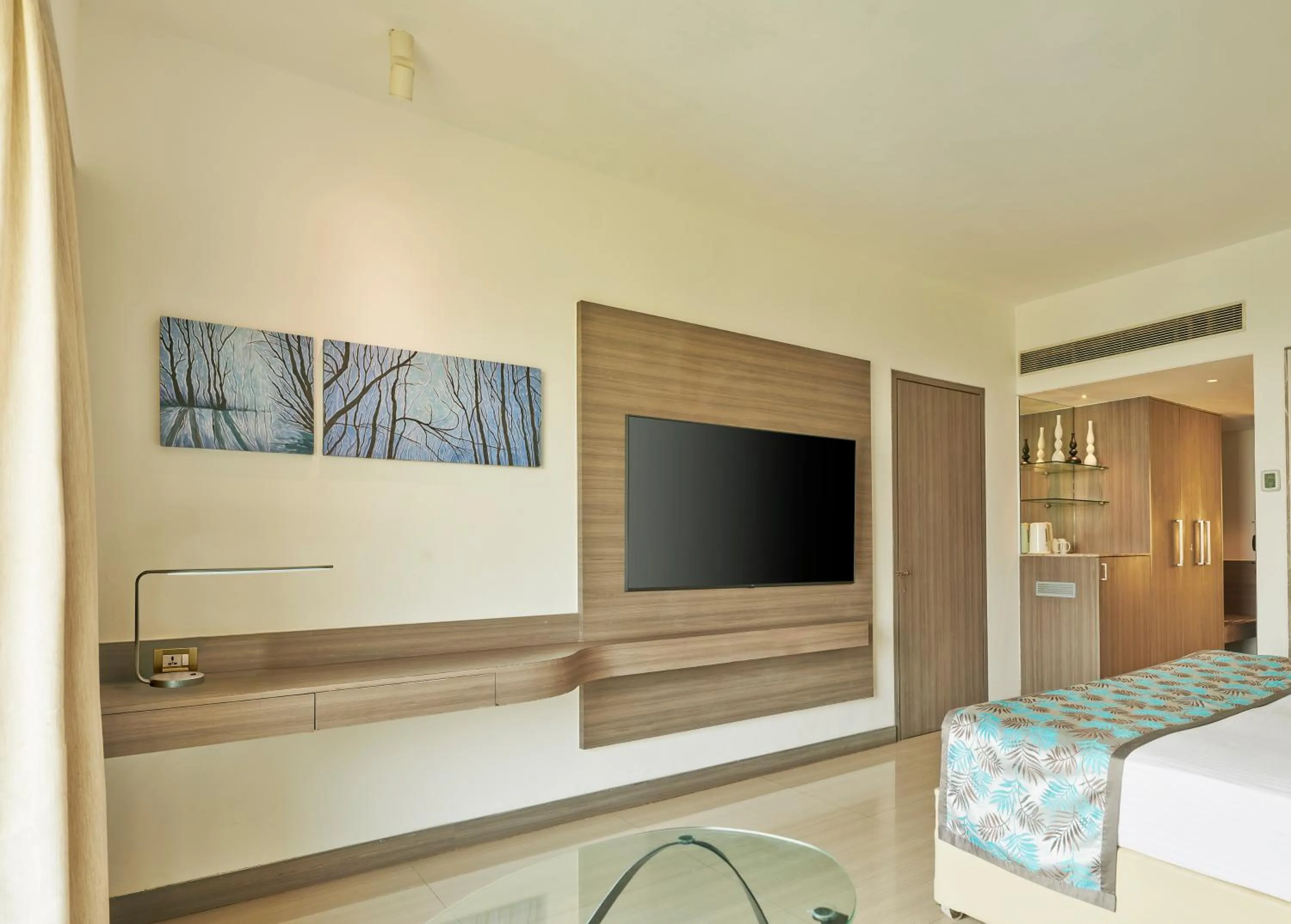 TV and multimedia, Bed in The Resort