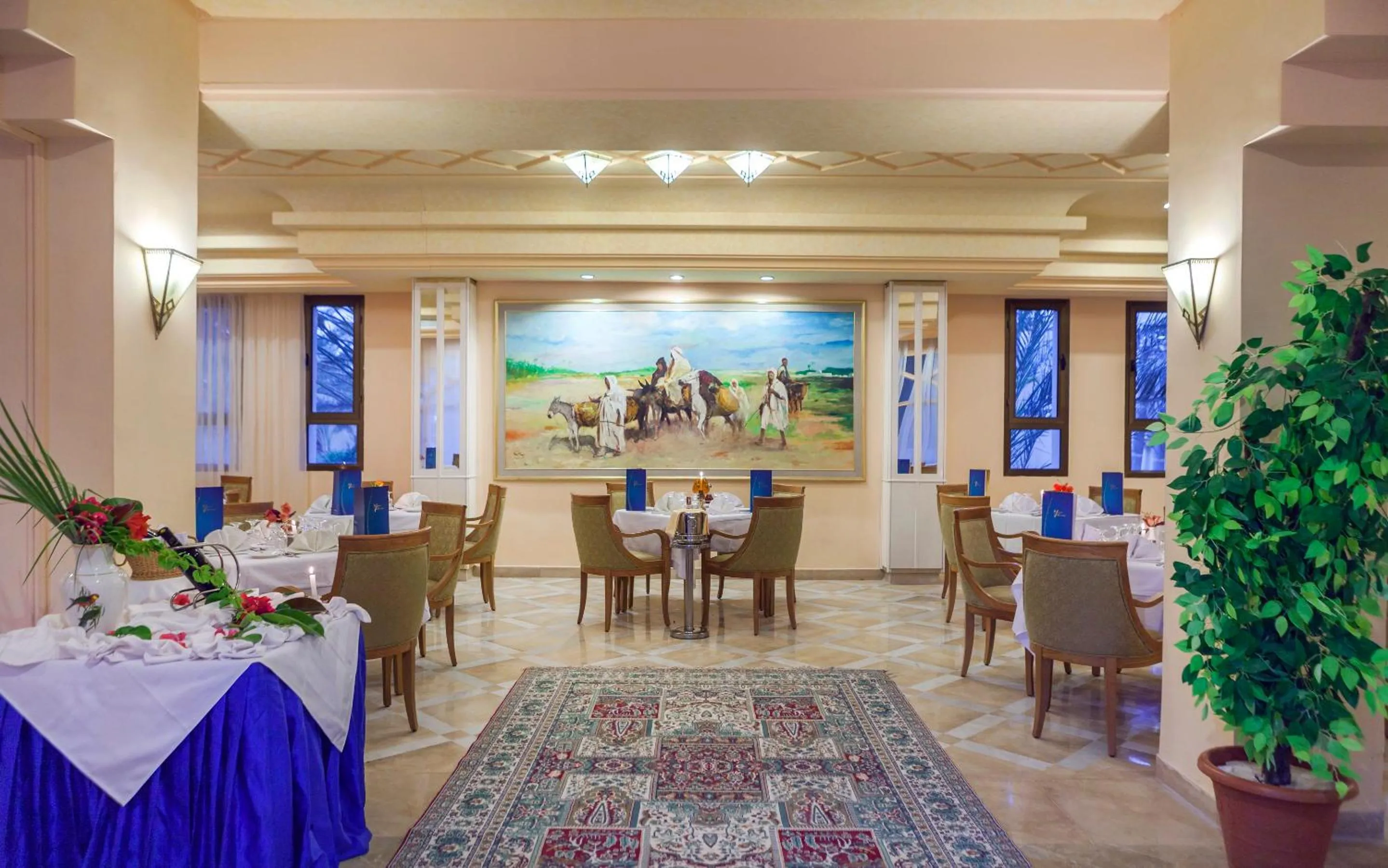 Restaurant/places to eat in El Mouradi Douz