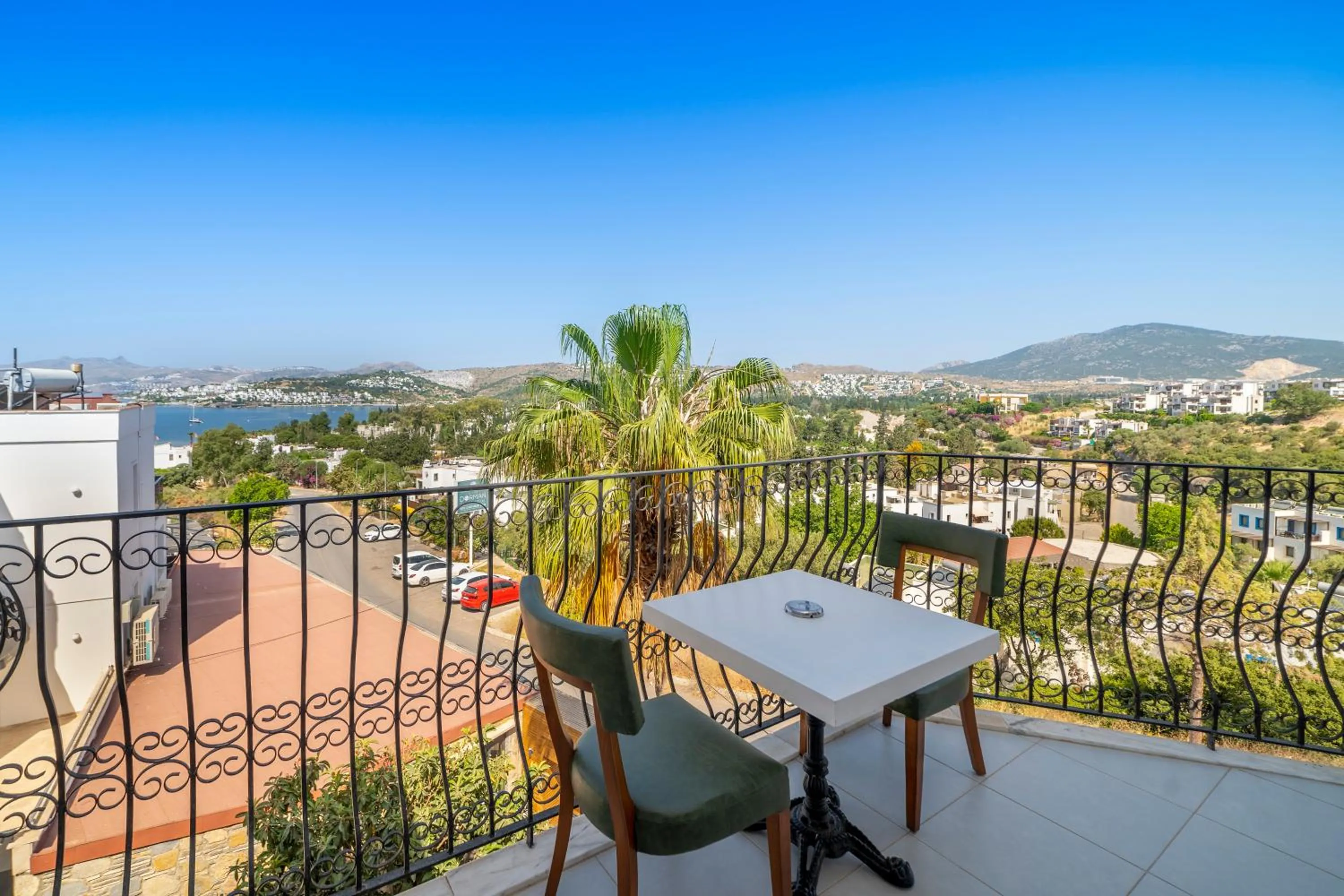 Balcony/Terrace in Queen Boutique Hotel
