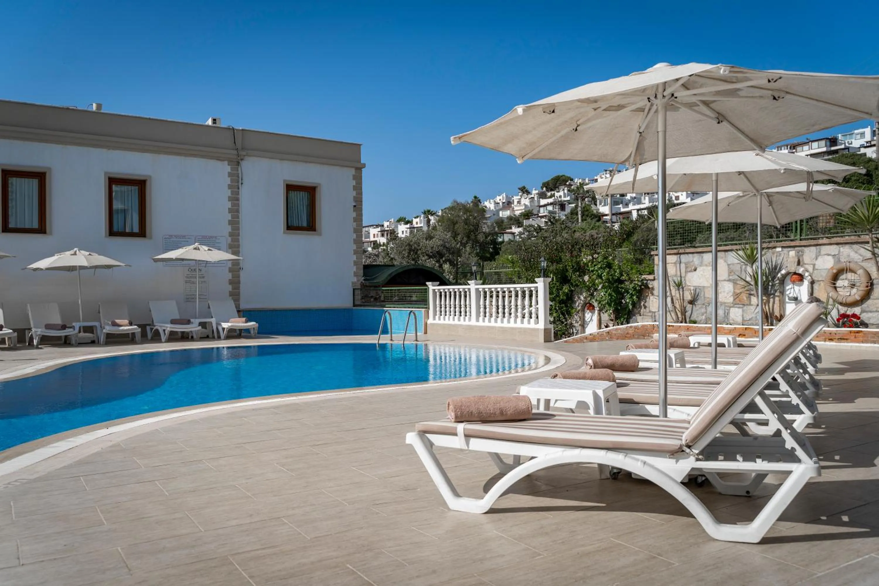 Swimming Pool in Queen Boutique Hotel