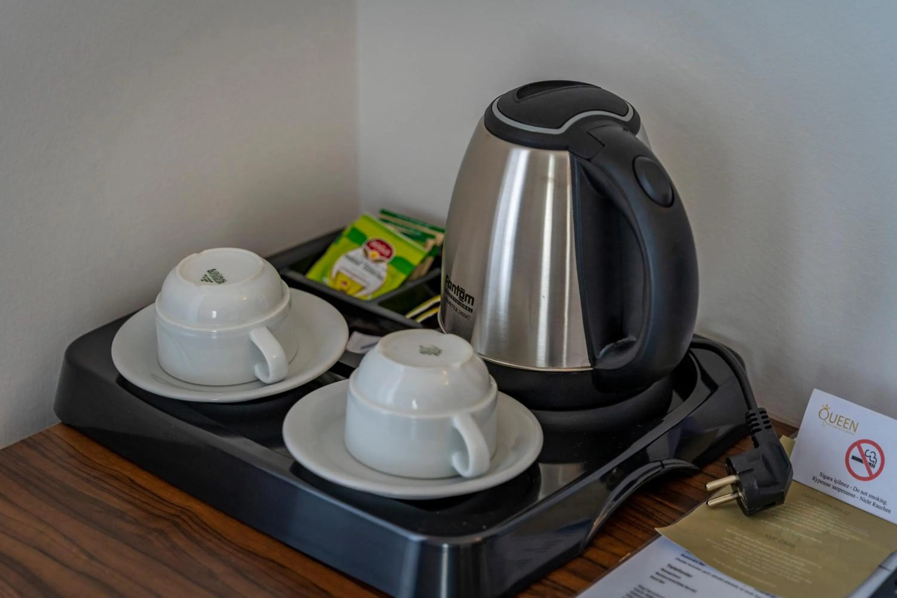 Coffee/Tea Facilities in Queen Boutique Hotel