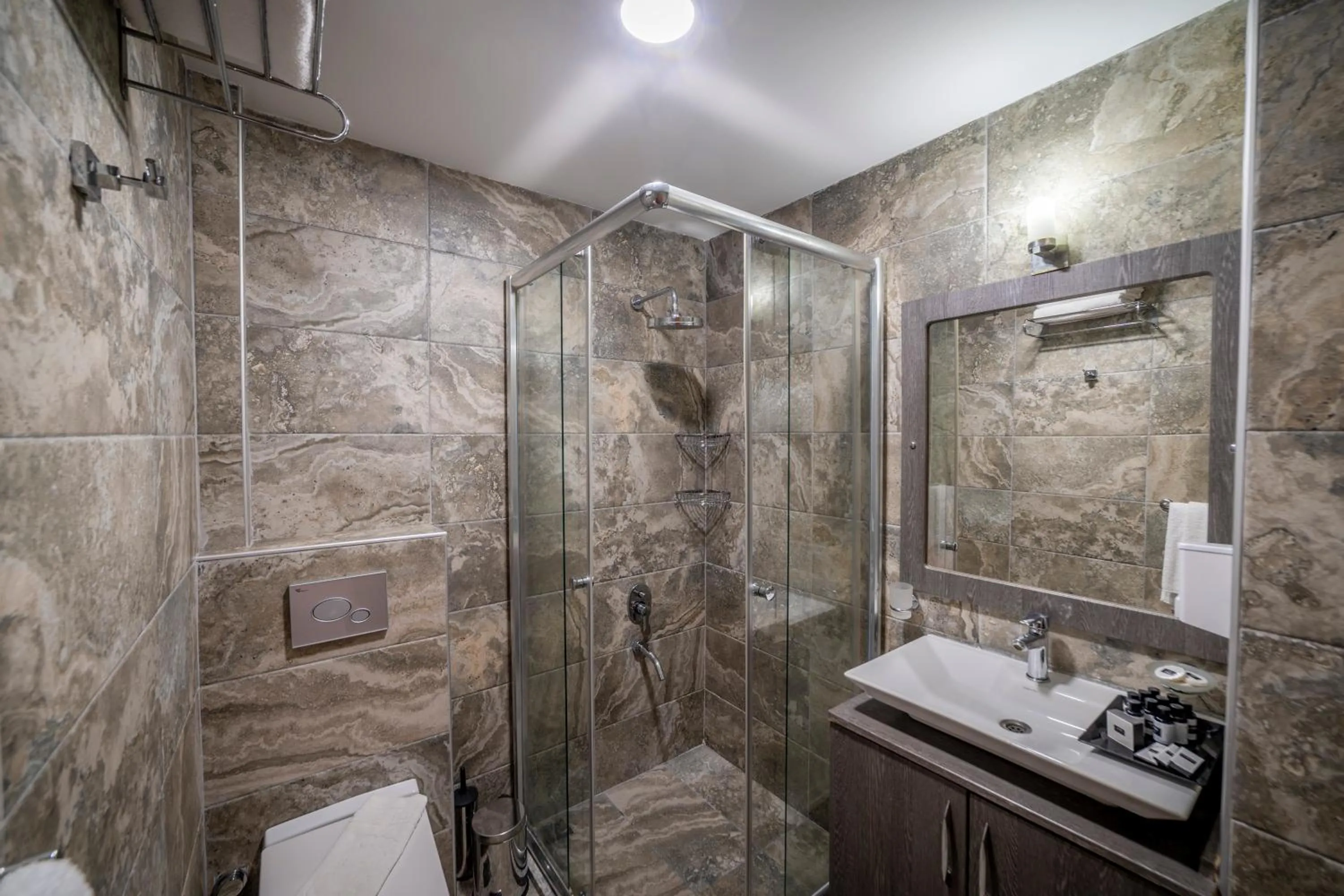 Shower, Bathroom in Queen Boutique Hotel