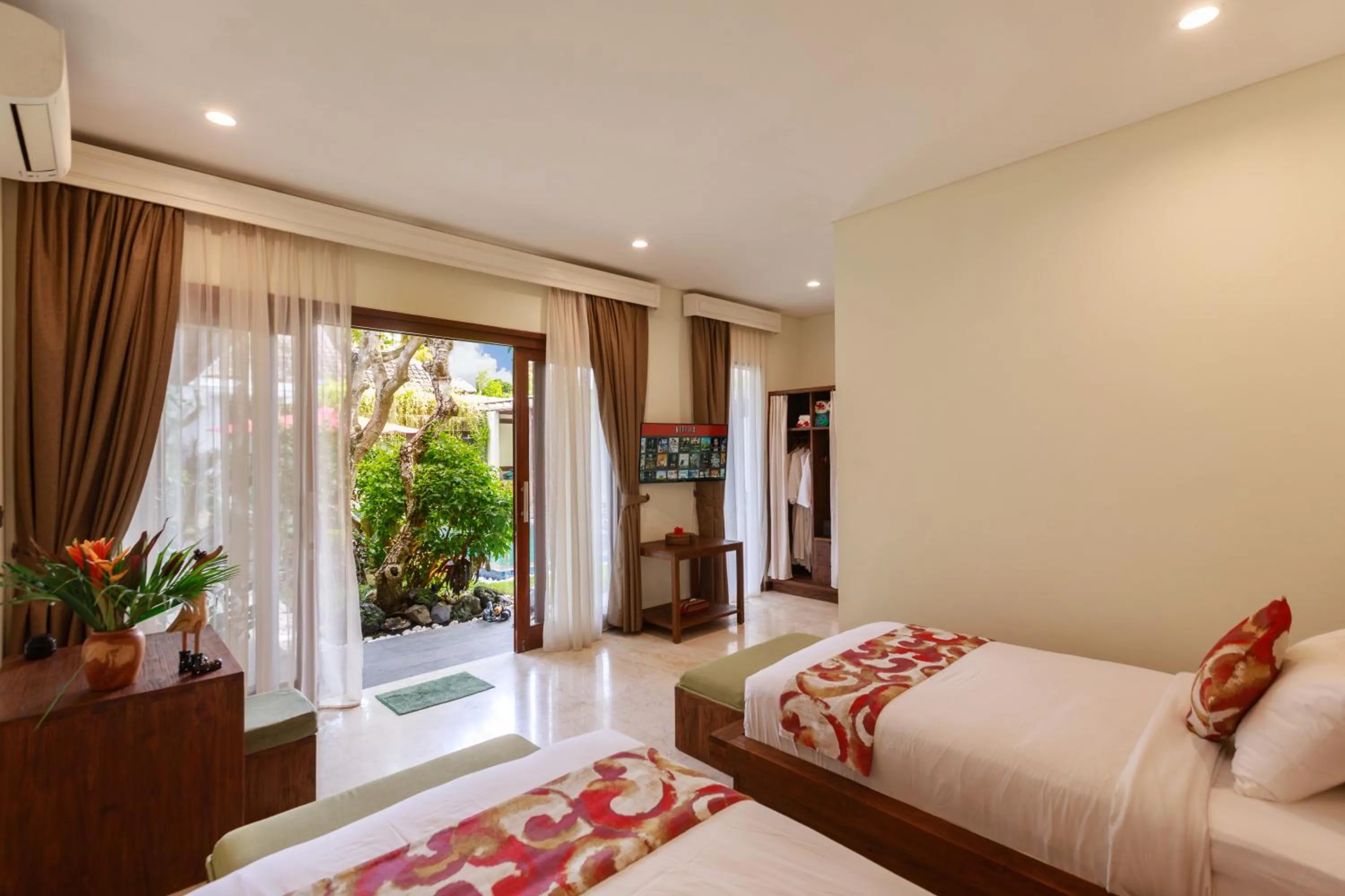 Bed in Delight ART Villas