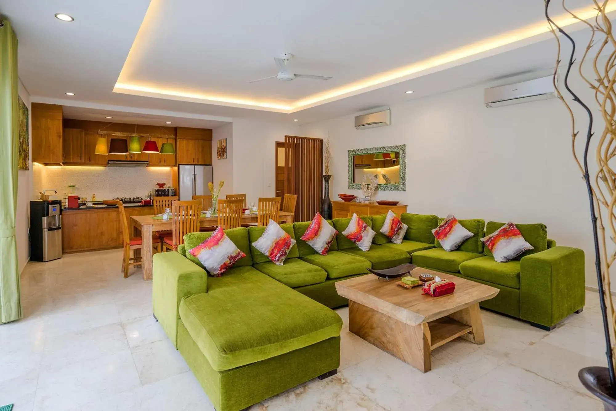 Unique Four-Bedroom Villa in Delight ART Villas Unique Four-Bedroom Villa in Delight ART Villas