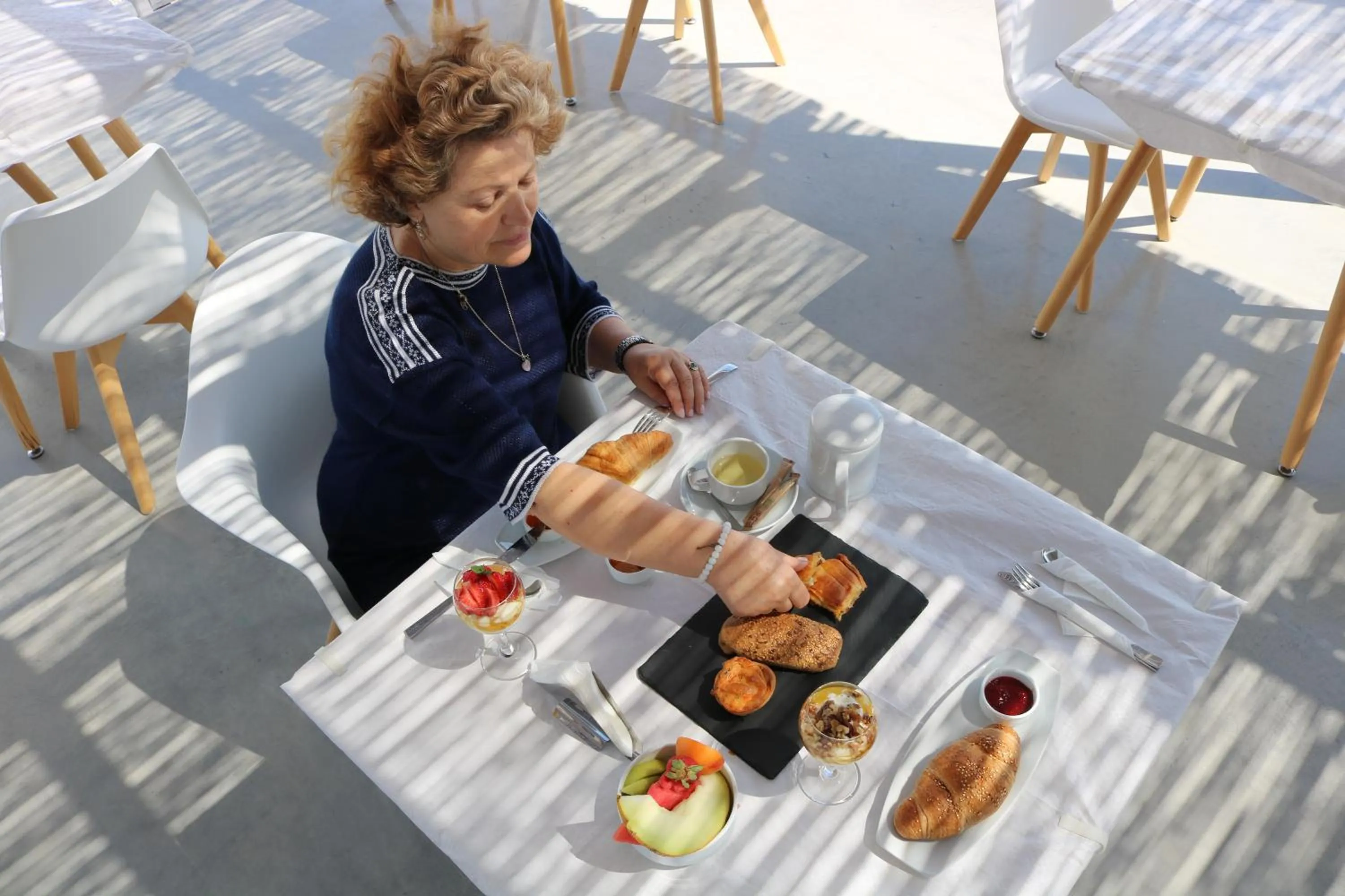 Breakfast in Avra Pahainas