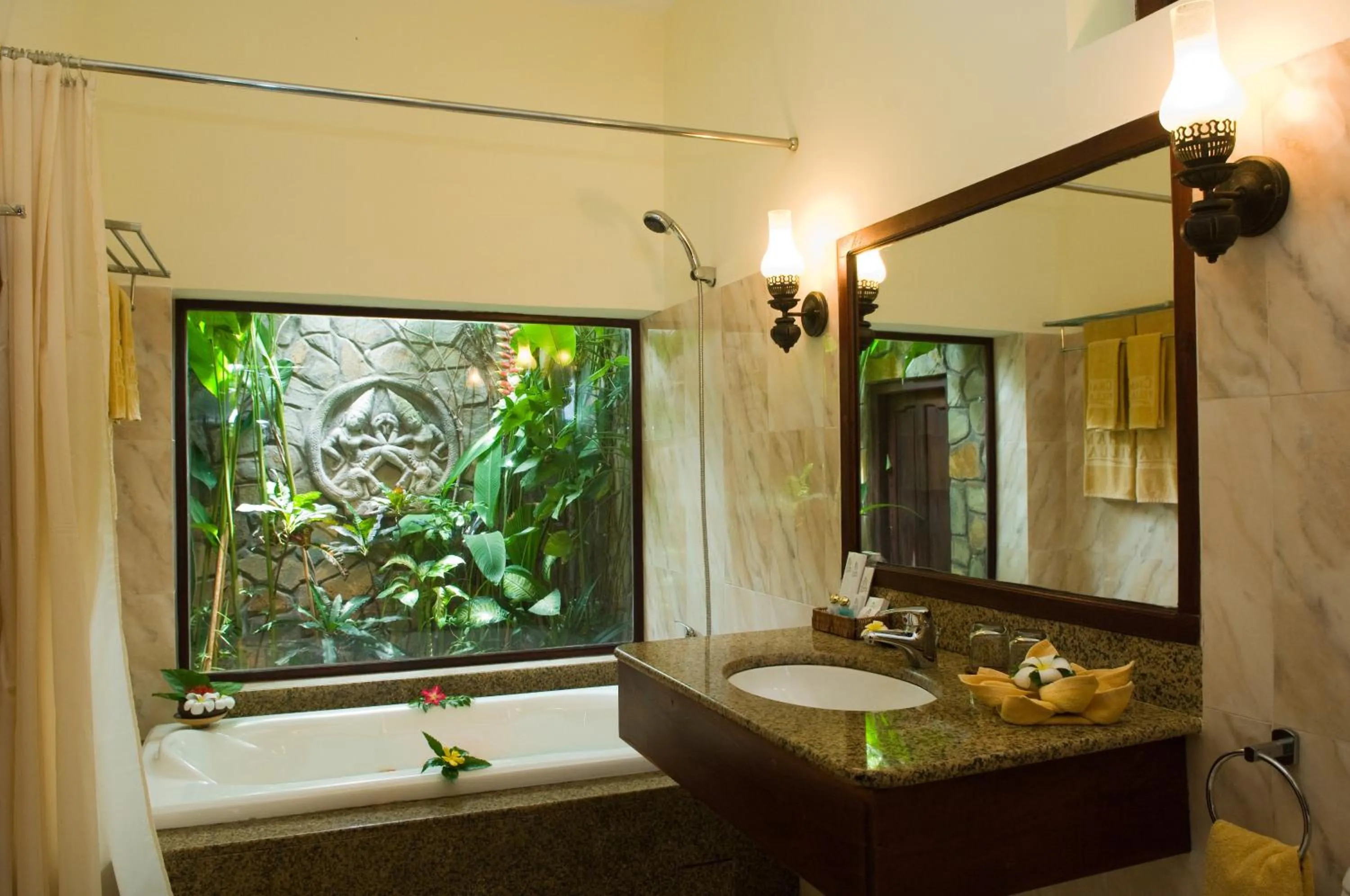 Bathroom in Cham Villas Resort