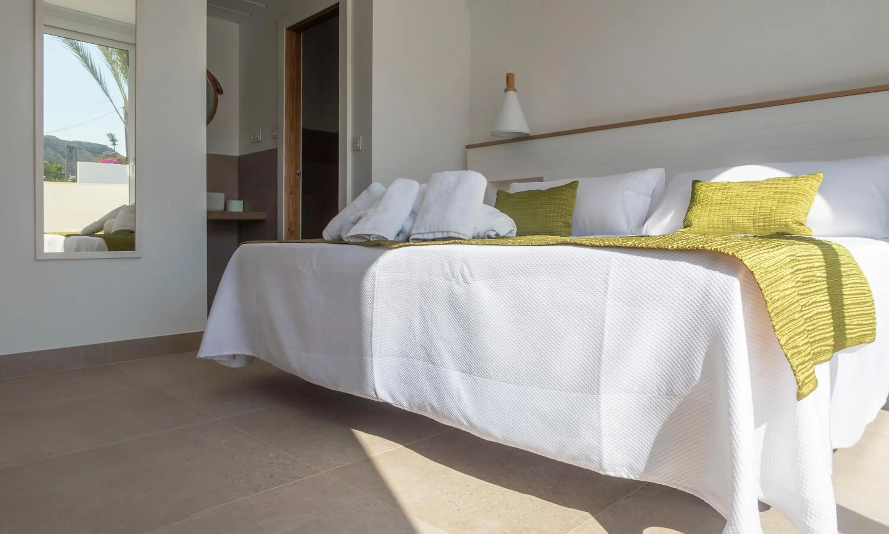 Bedroom, Bed in Hotel Senderos