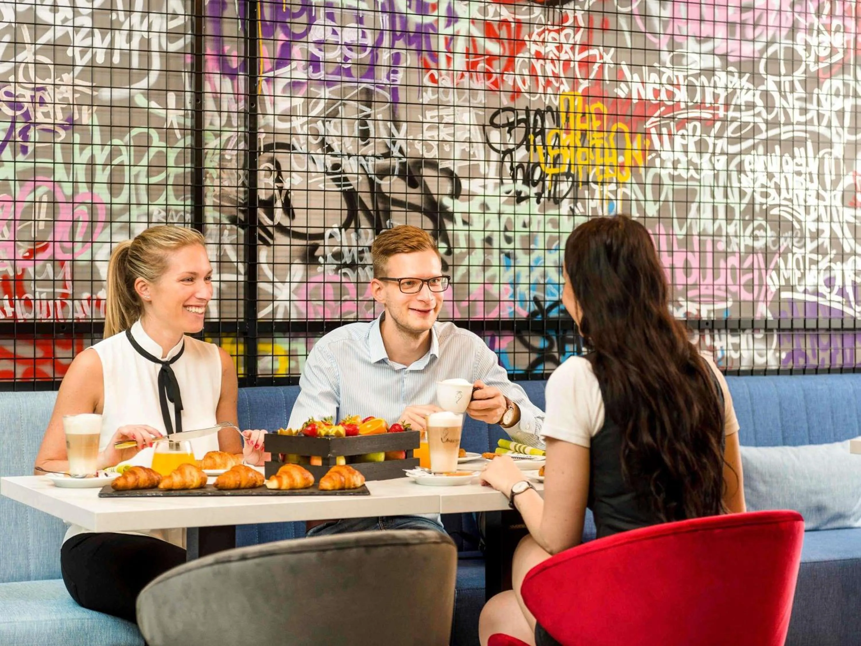 Restaurant/places to eat in ibis Budapest Castle Hill