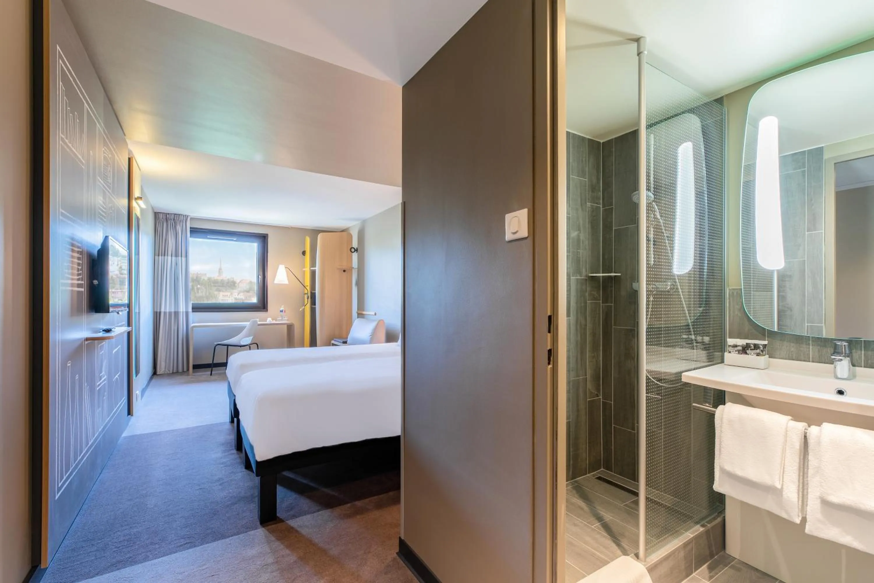 Bedroom, Bed in ibis Budapest Castle Hill