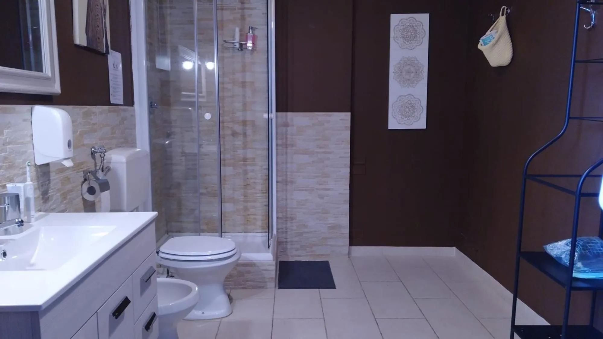 Bathroom in CconfortHotels R&B Dolci Emozioni