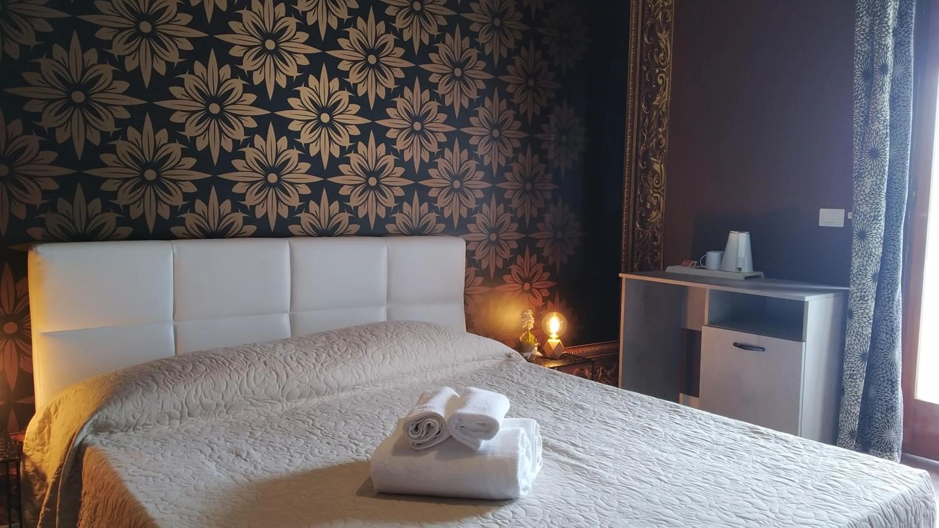 Bed in CconfortHotels R&B Dolci Emozioni