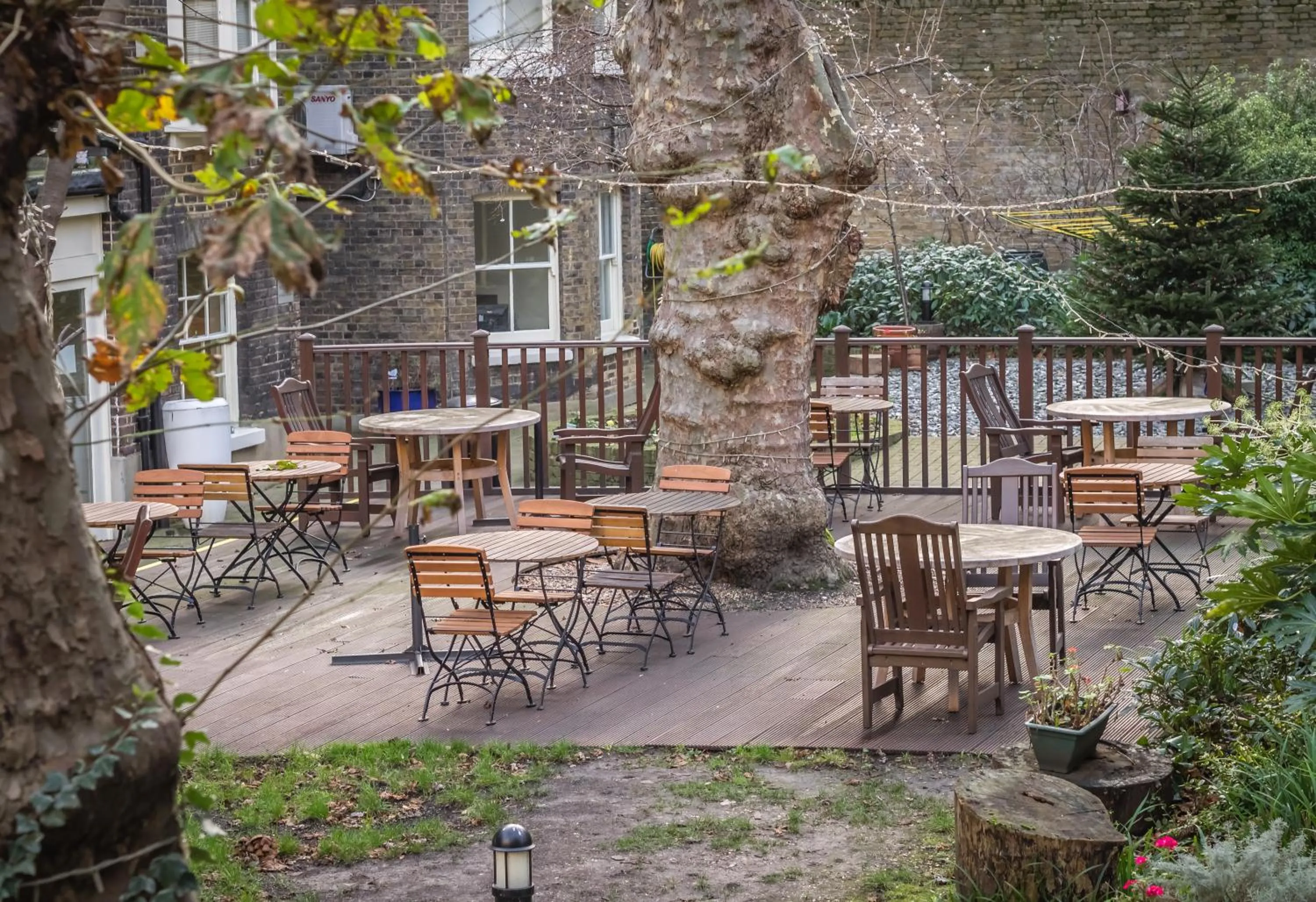 Patio in LSE Passfield Hall