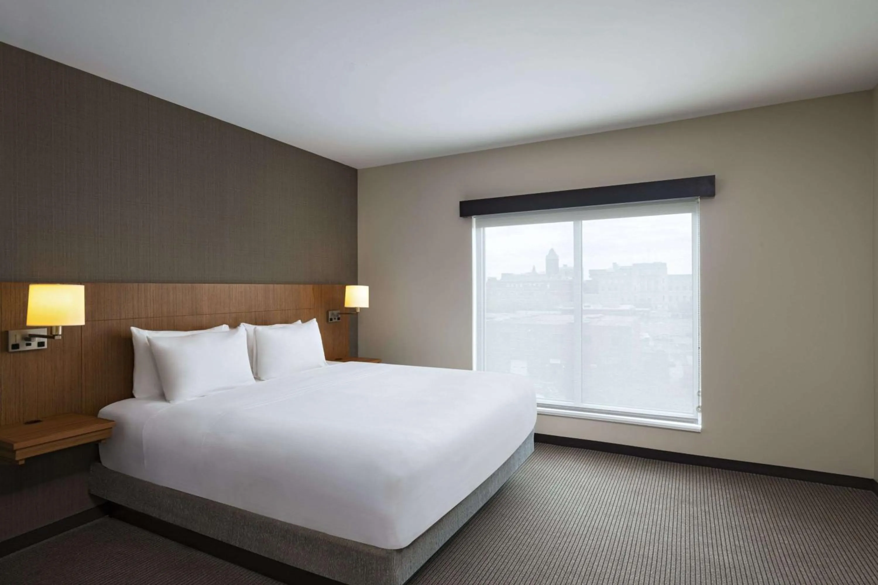 Bedroom, Bed in Hyatt Place Greensboro Downtown