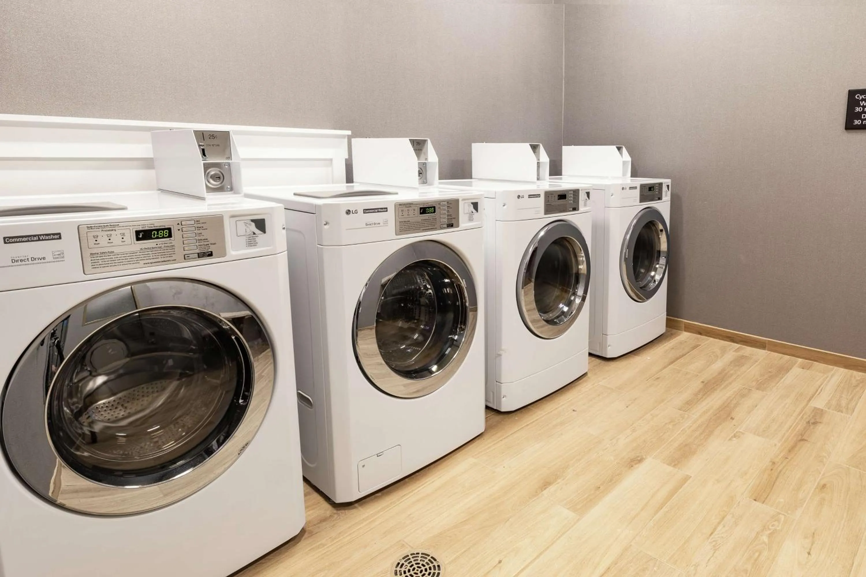 Property building in Hampton Inn & Suites By Hilton-Columbia Killian Road