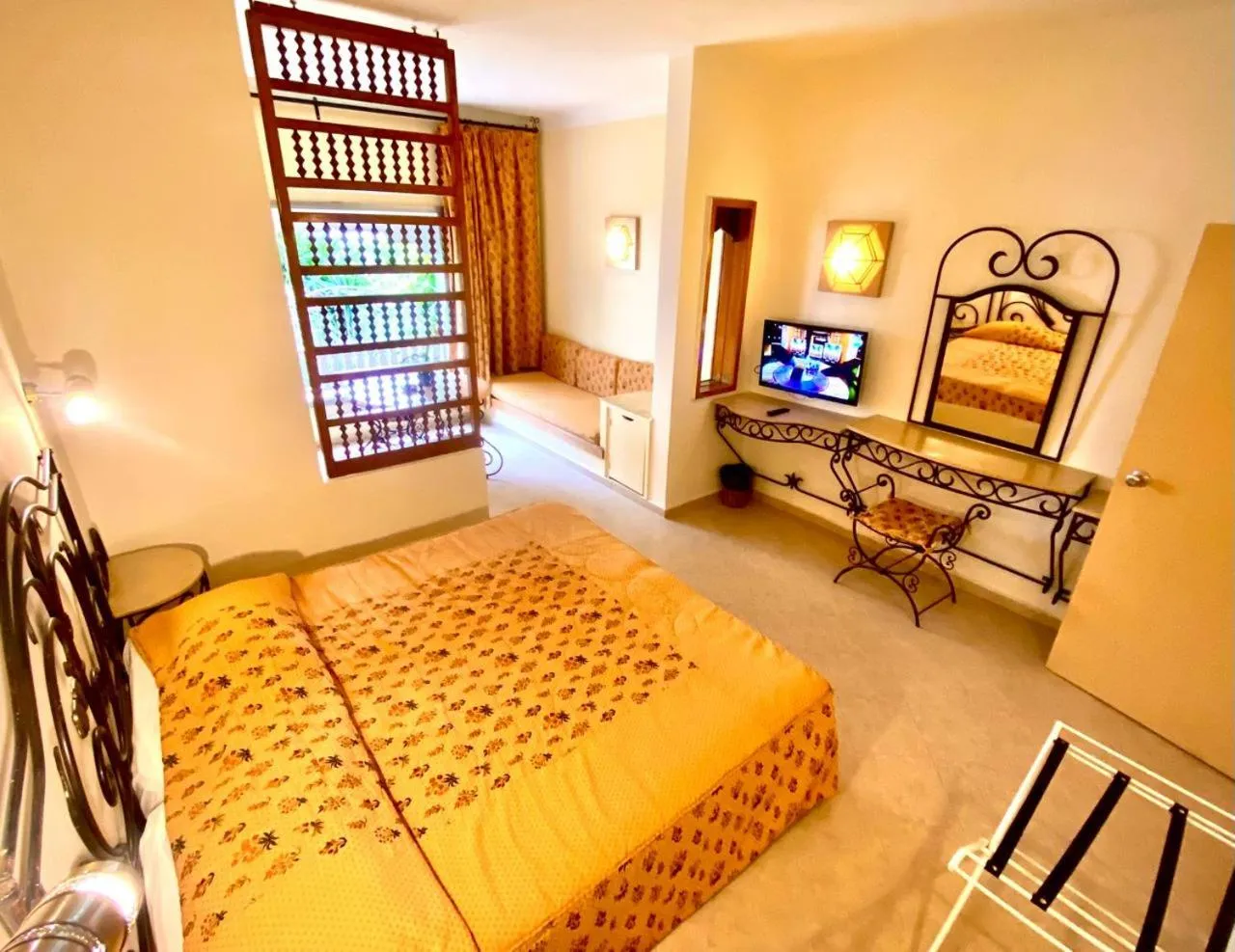 Bed in Hotel La Residence Hammamet