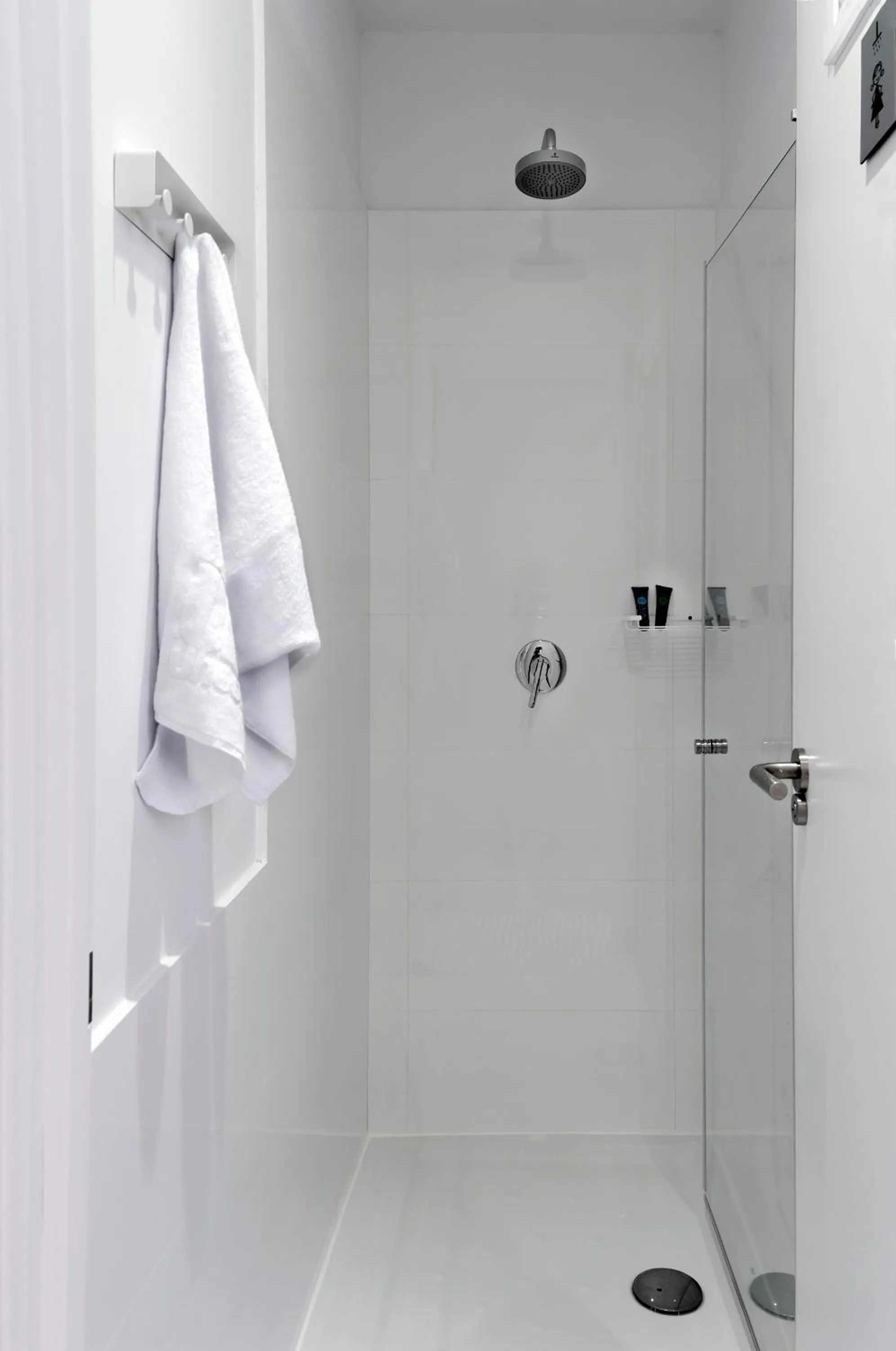 Shower in Safestay Madrid Central