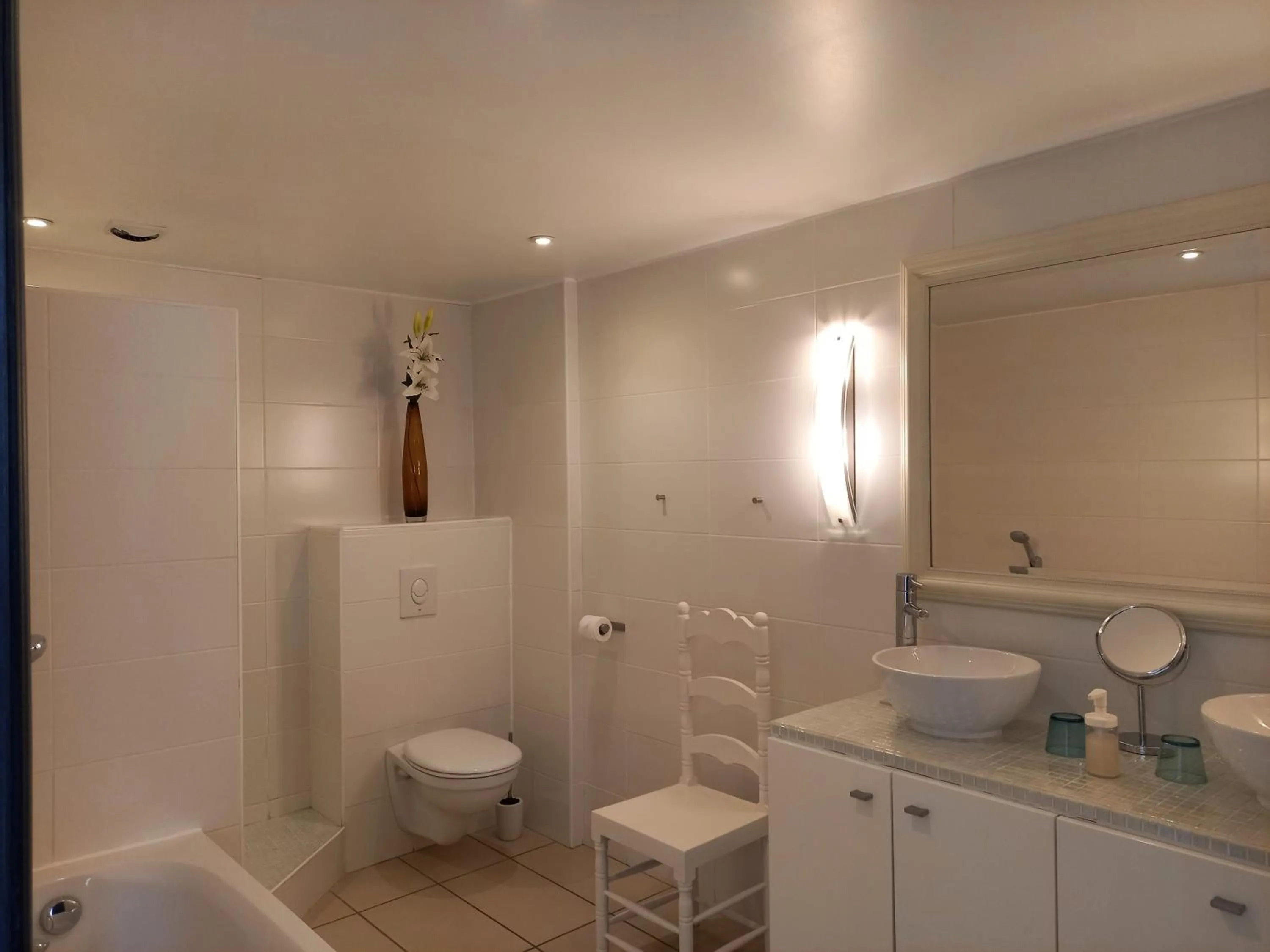 Bathroom in Hôtel Restaurant Notre Dame