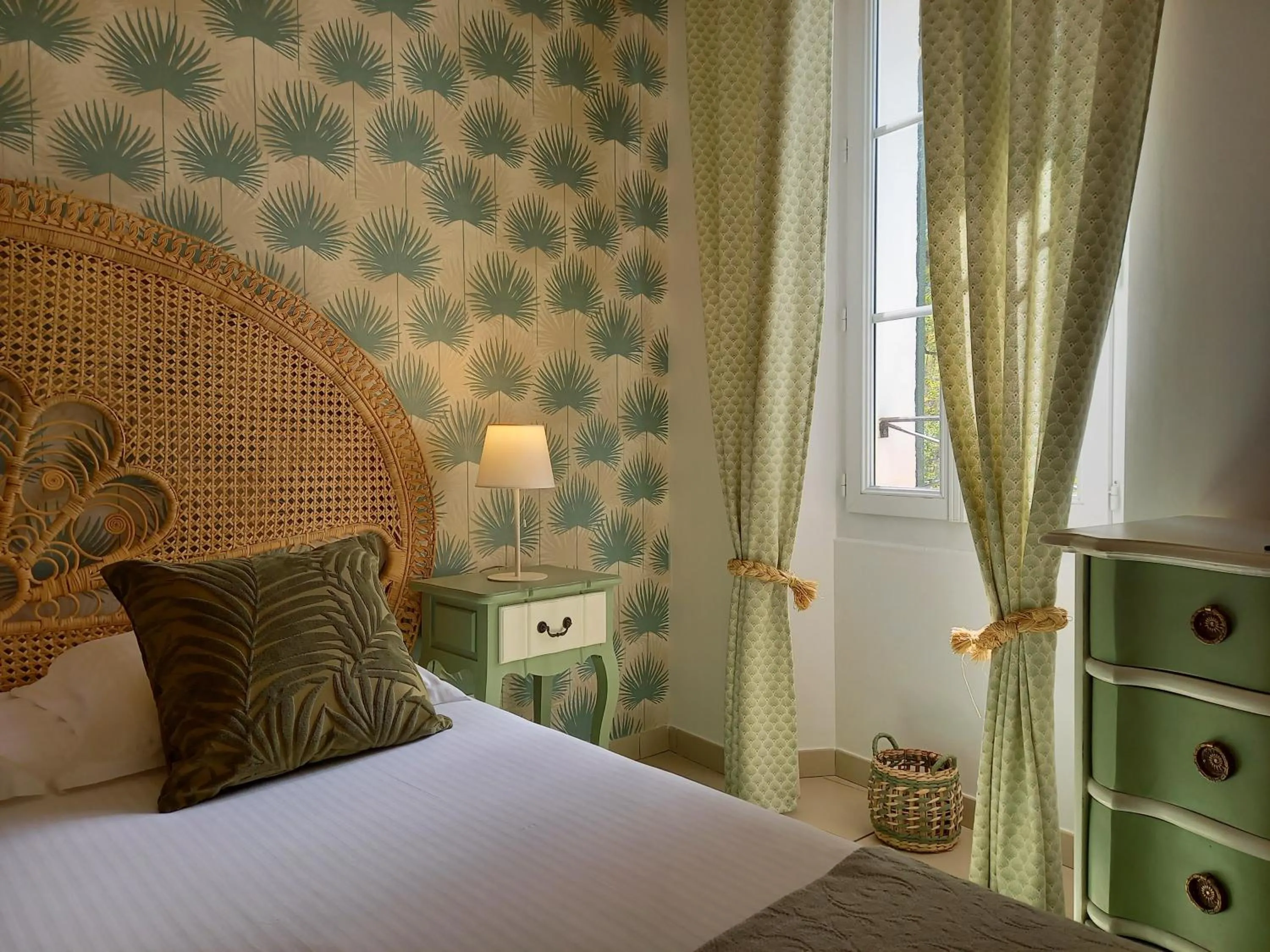 Photo of the whole room, Bed in Hôtel Restaurant Notre Dame