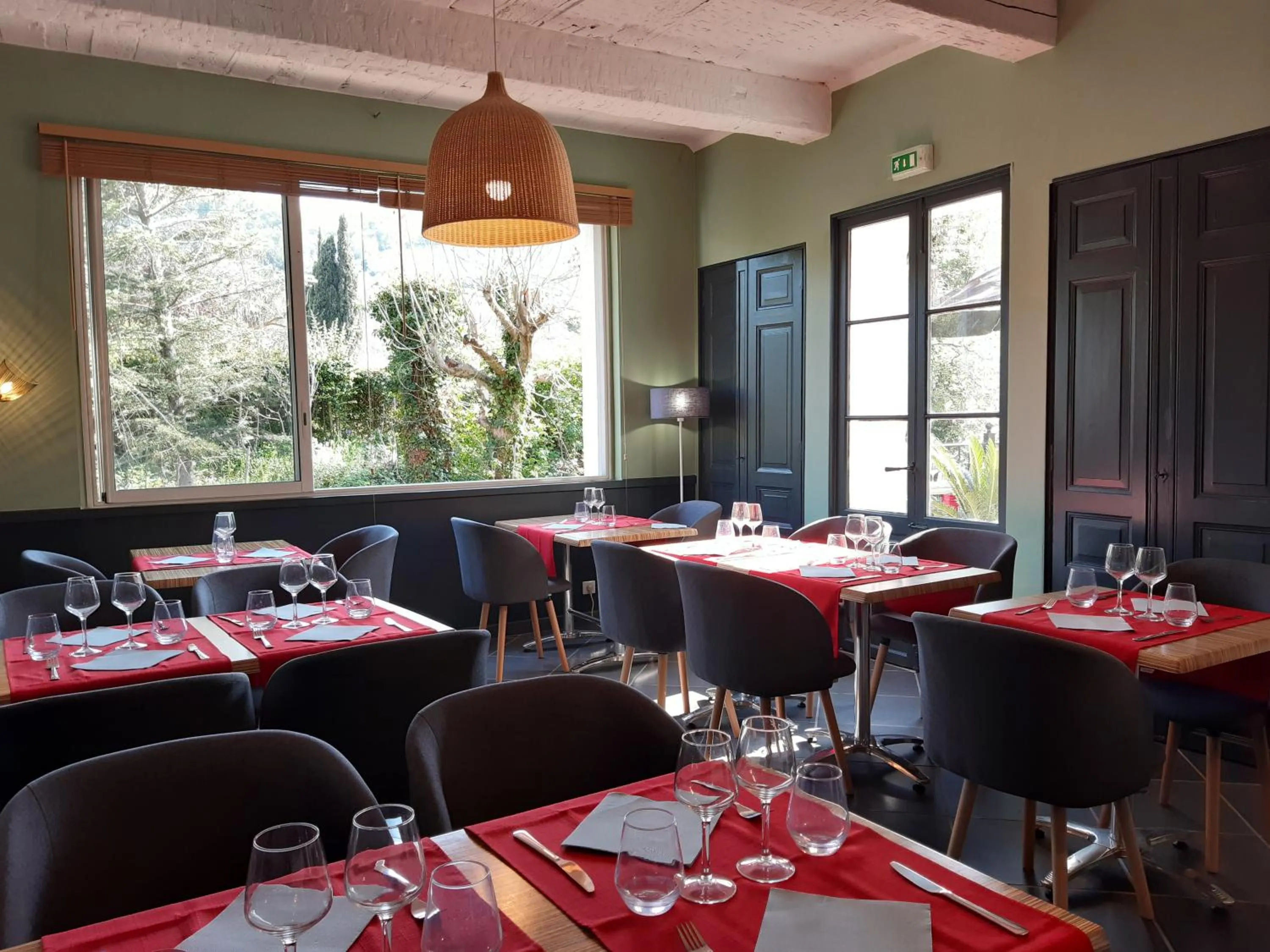 Restaurant/places to eat in Hôtel Restaurant Notre Dame