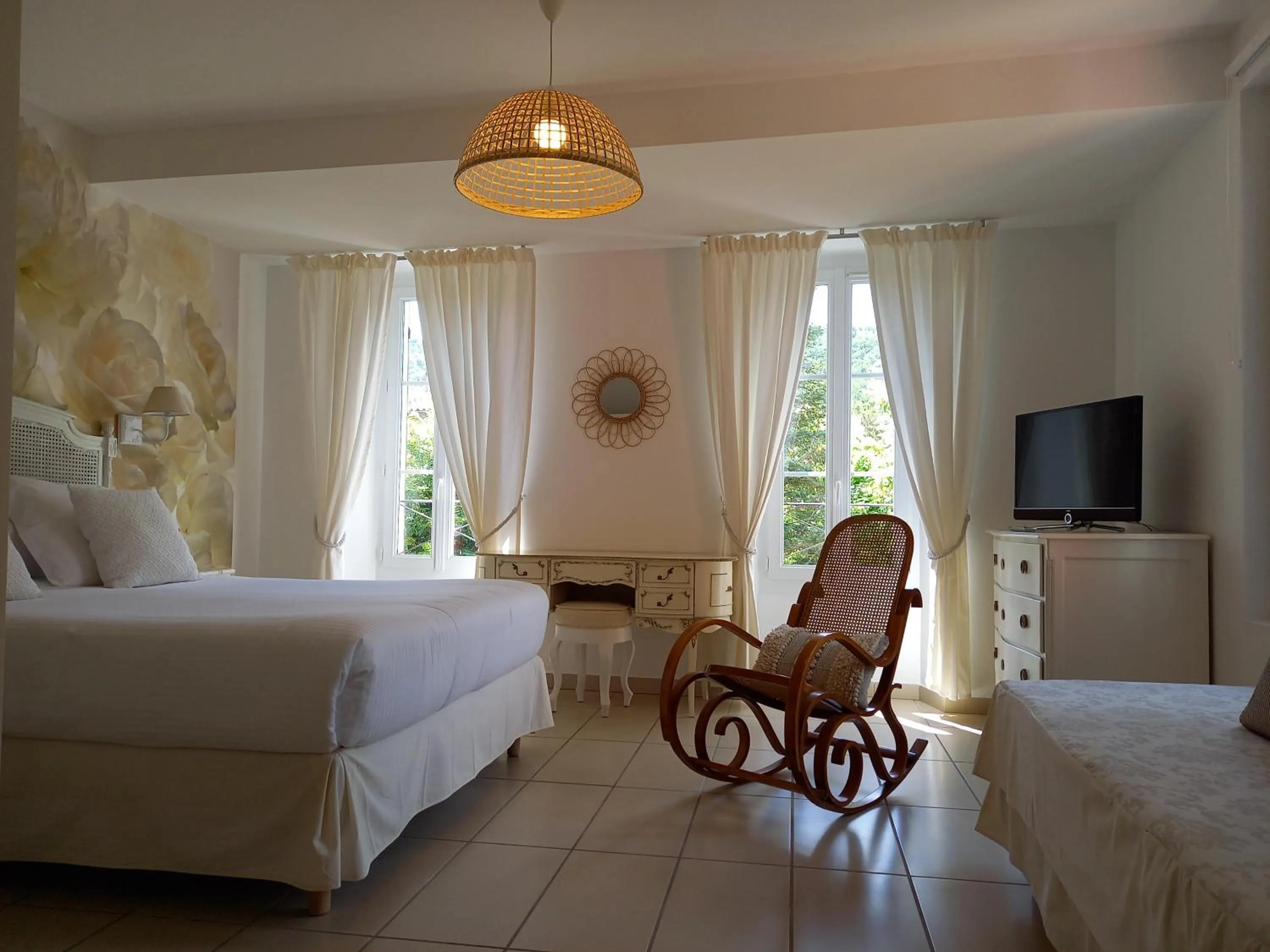 Bedroom, Bed in Hôtel Restaurant Notre Dame