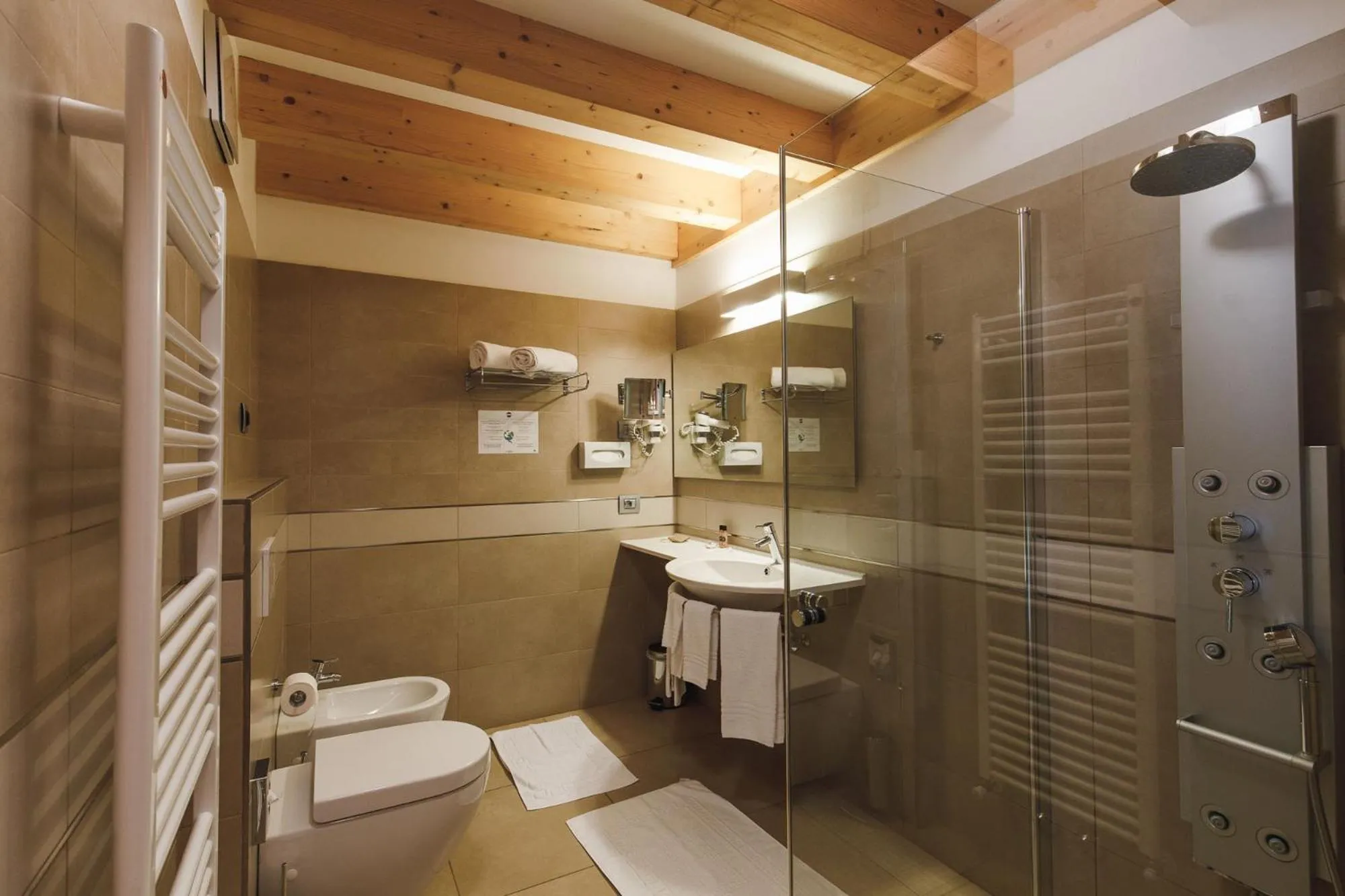 Bathroom in Sayonara Nature & Wellness Hotel