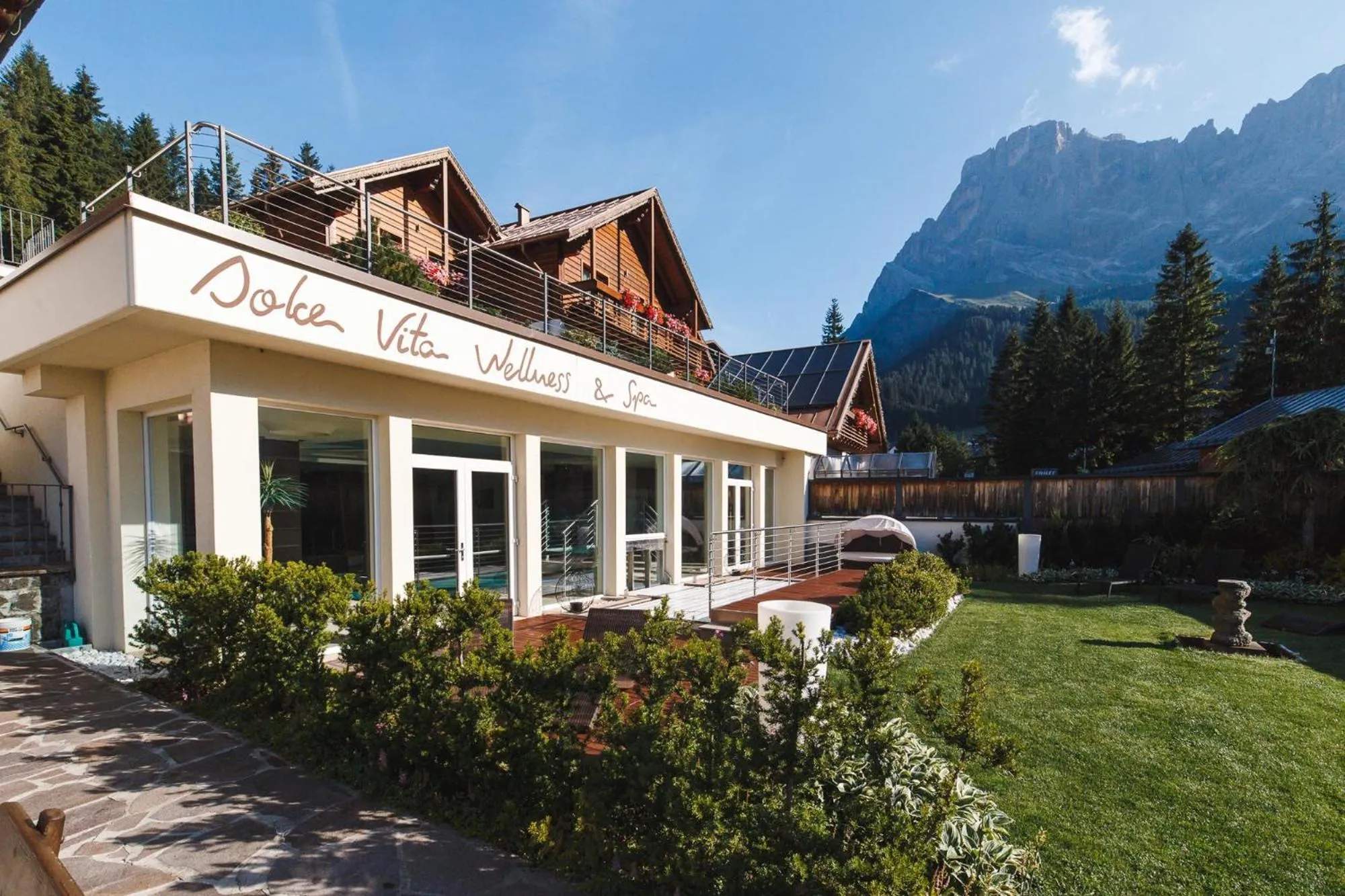 Property building in Sayonara Nature & Wellness Hotel