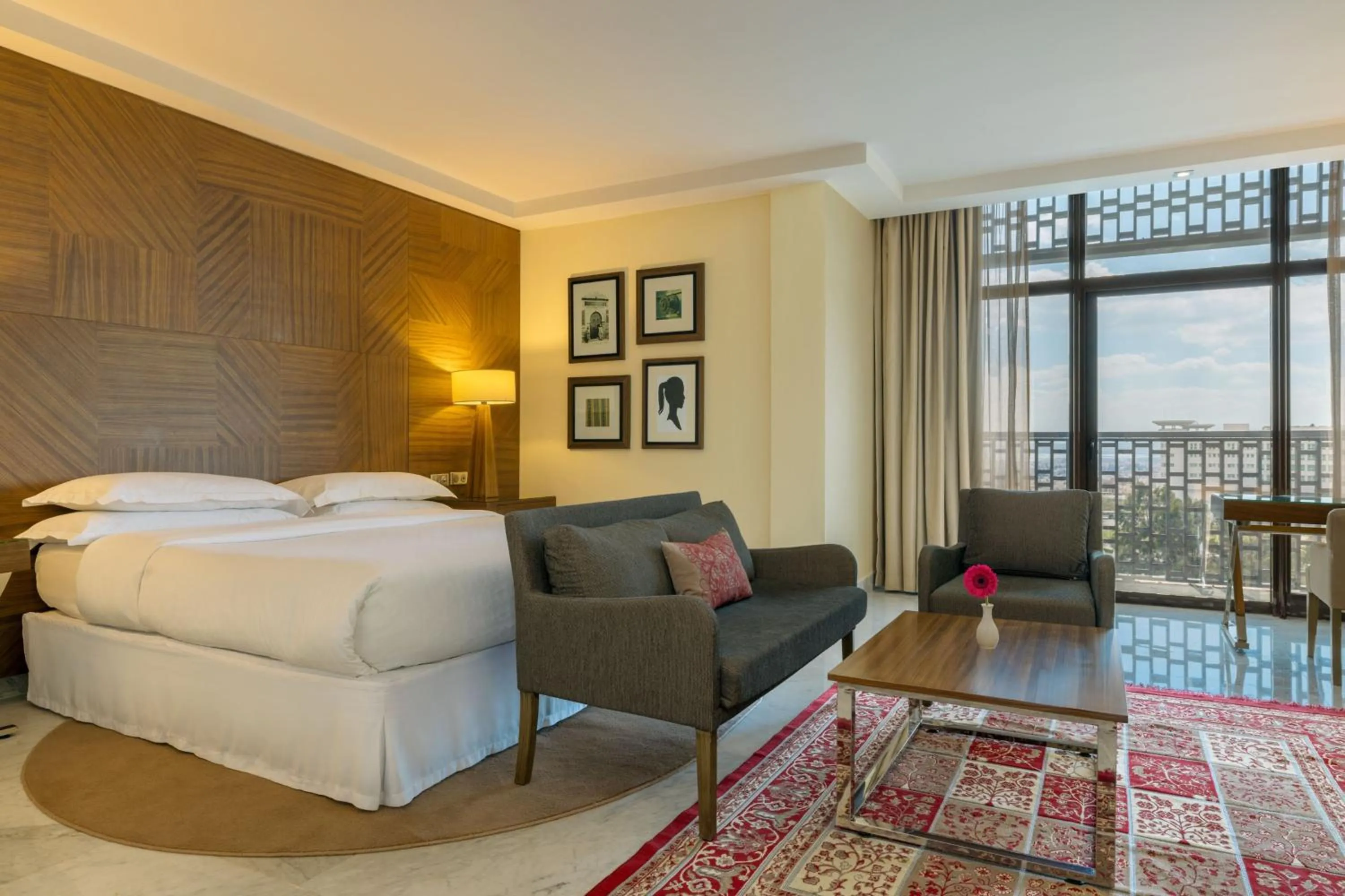 Photo of the whole room, Bed in Sheraton Tunis Hotel