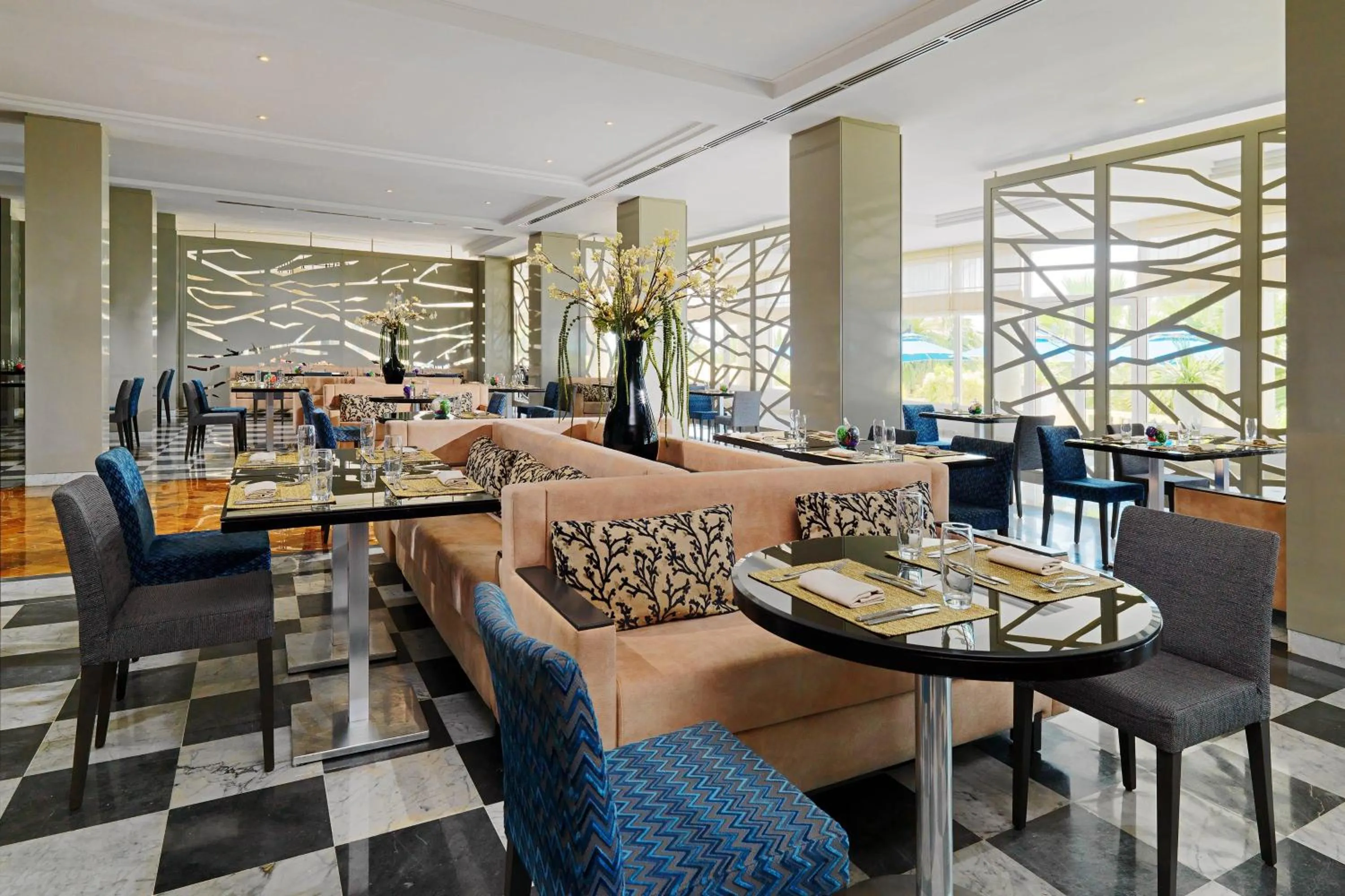 Restaurant/places to eat in Sheraton Tunis Hotel