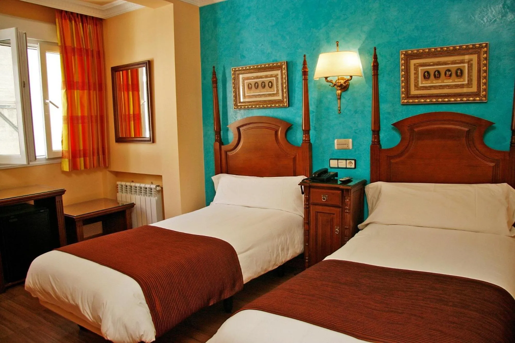 Photo of the whole room, Bed in Hostal Victoria II