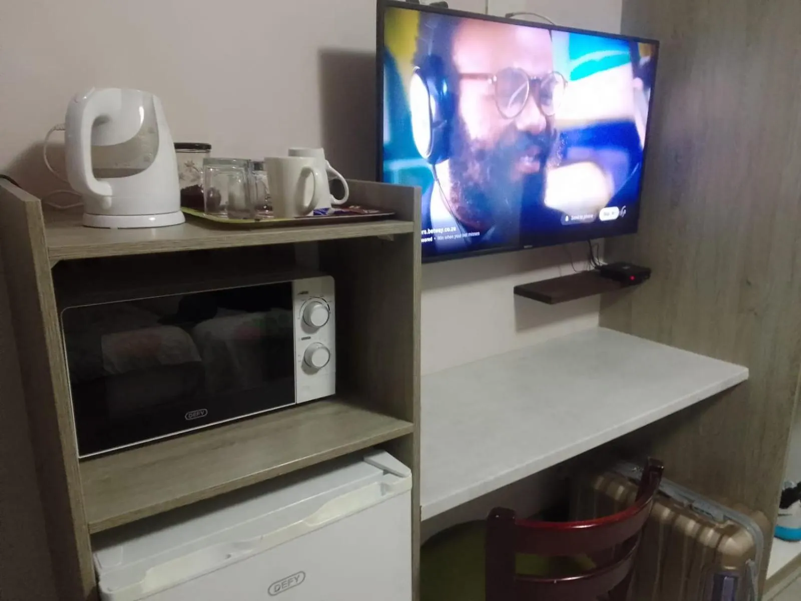 TV and multimedia in Camdene Guesthouse
