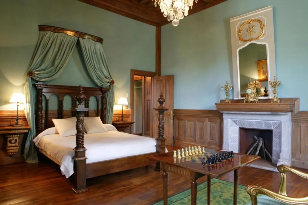 Photo of the whole room, Bed in Hotel Castillo de Arteaga