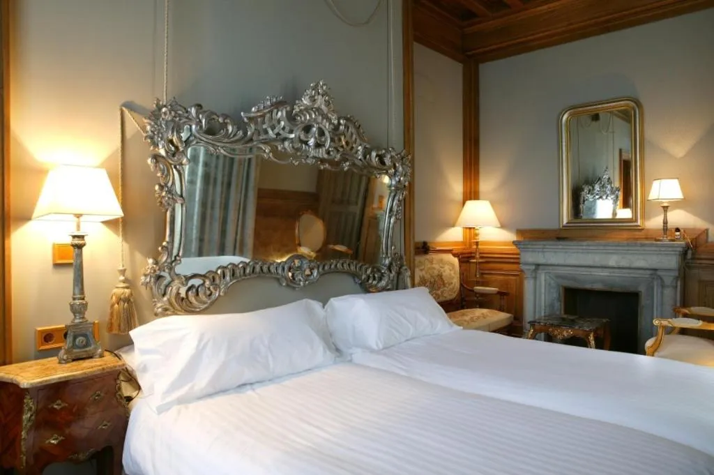 Photo of the whole room, Bed in Hotel Castillo de Arteaga